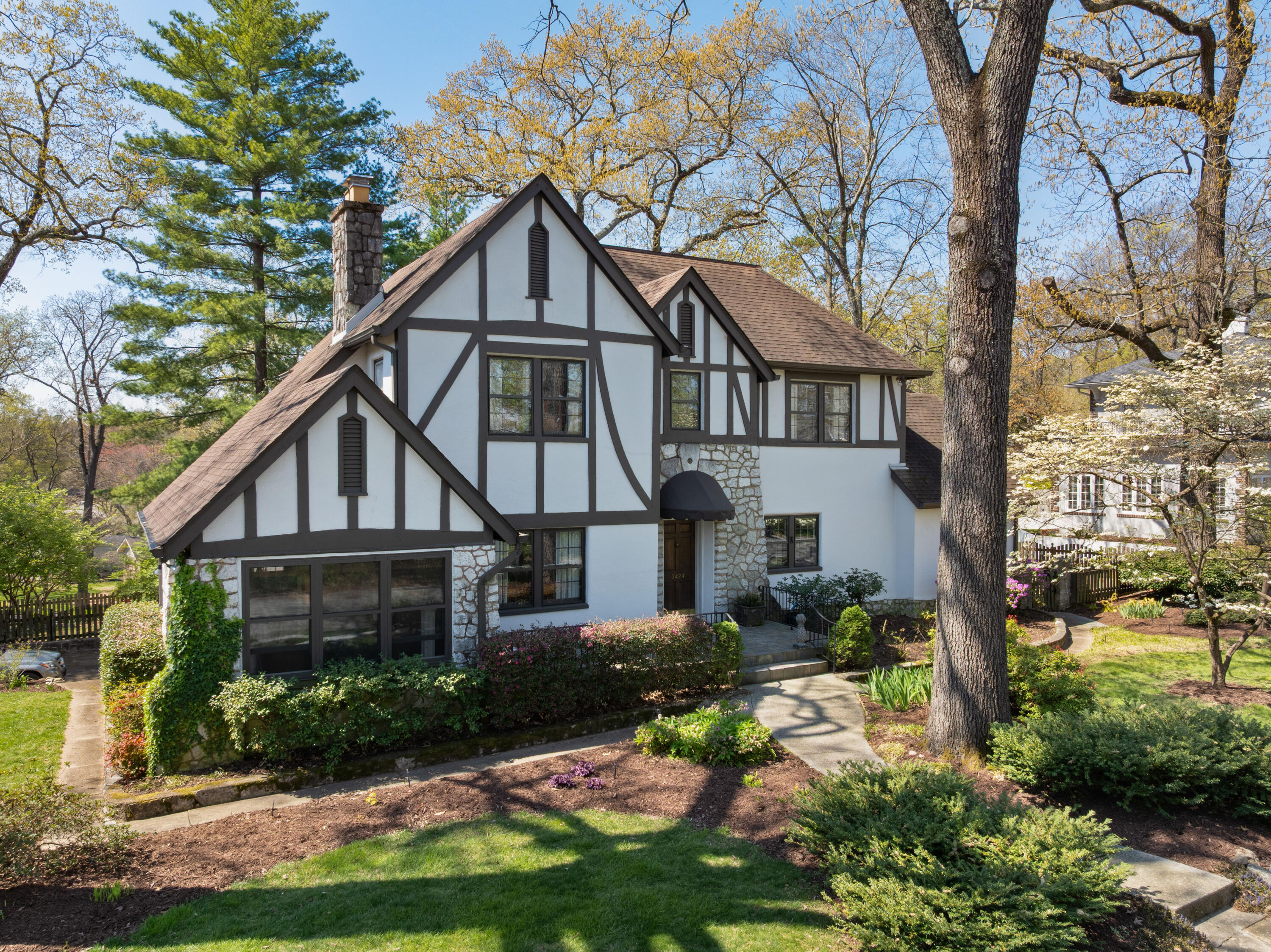 3424 Glendon Drive