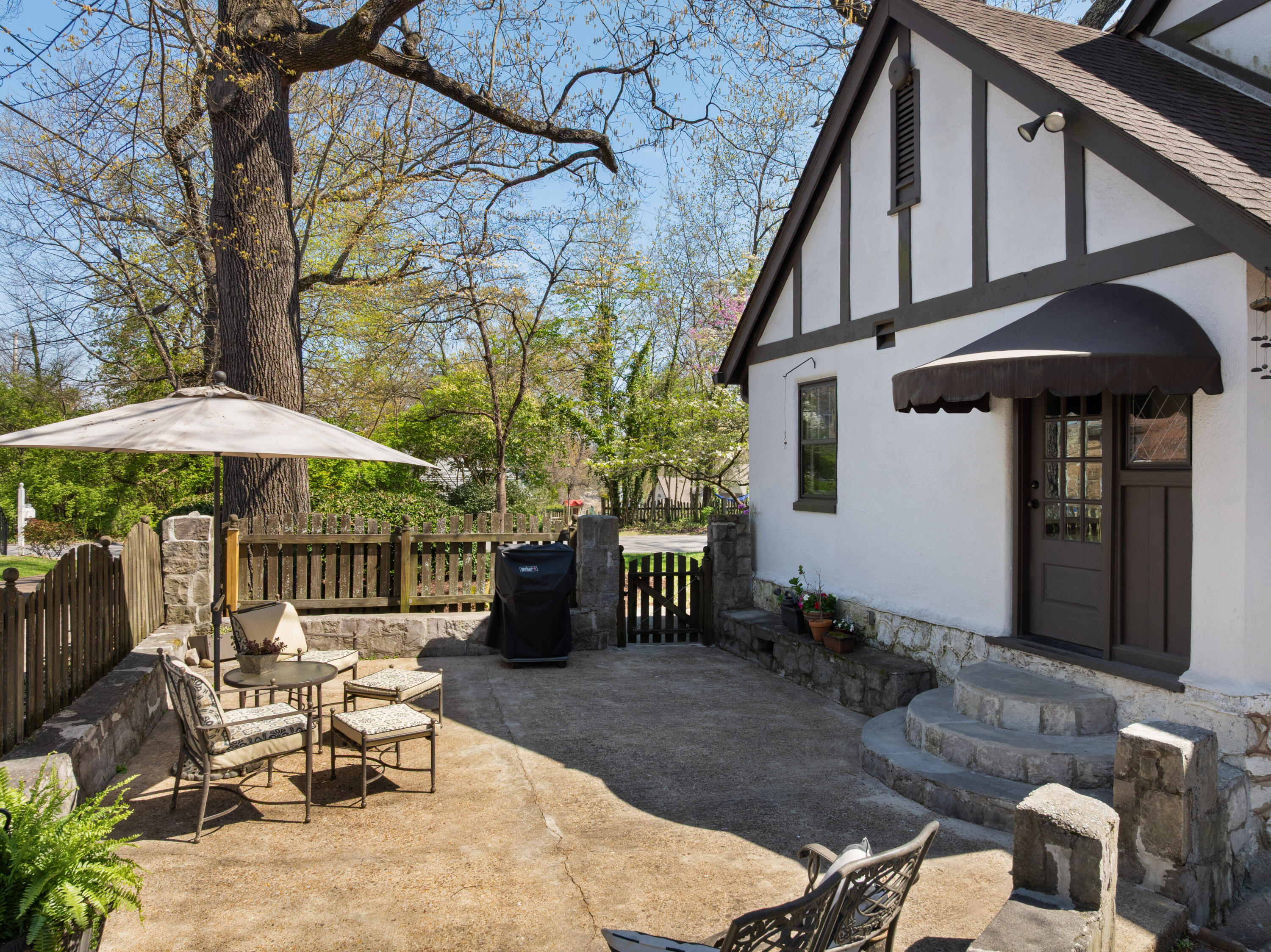 3424 Glendon Drive
