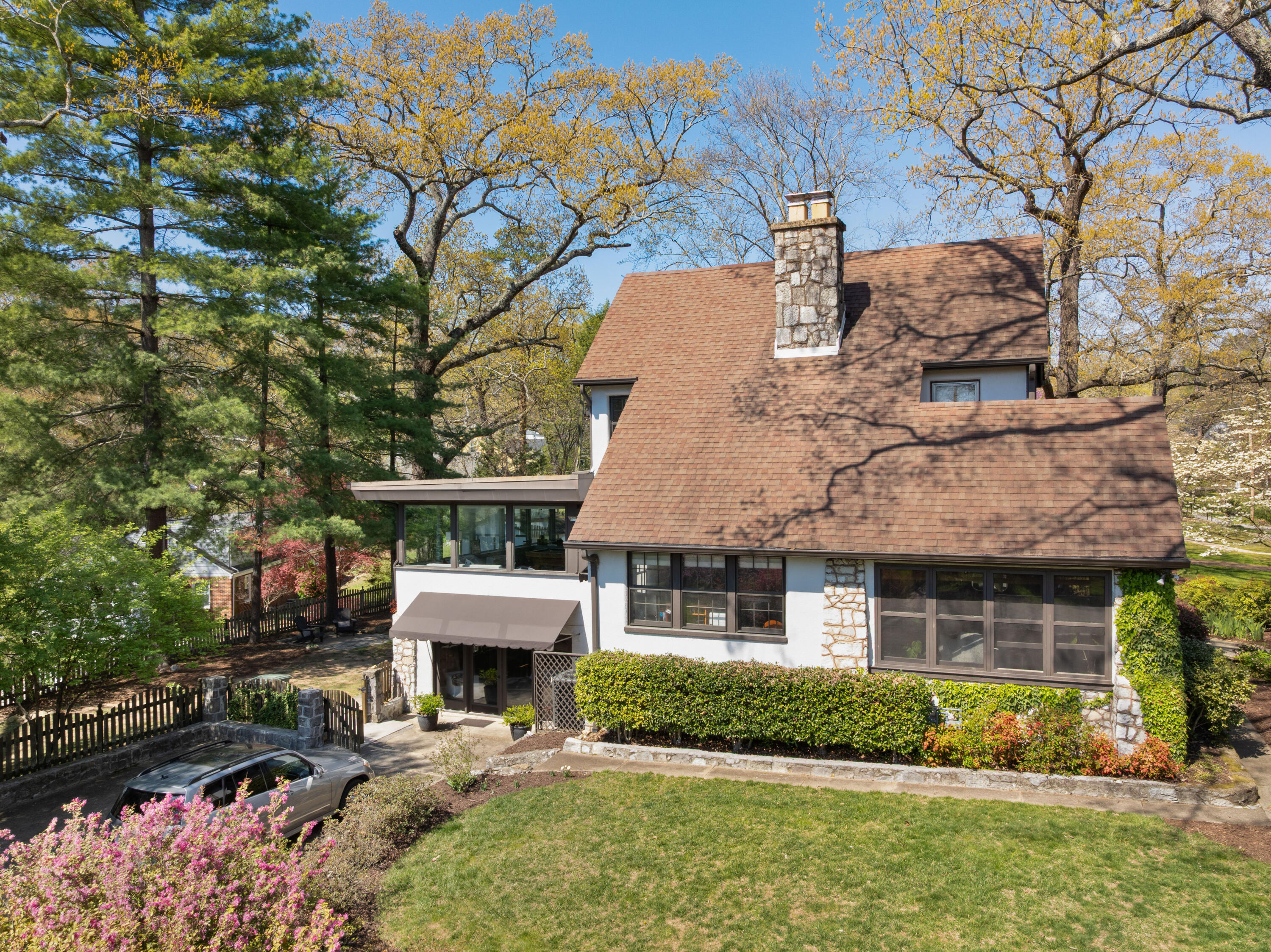 3424 Glendon Drive