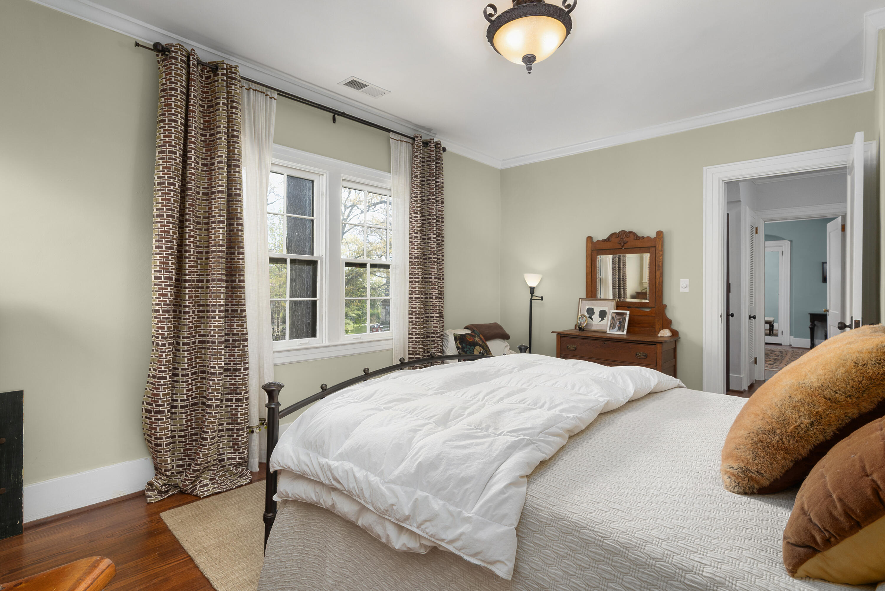 3424 Glendon Drive
