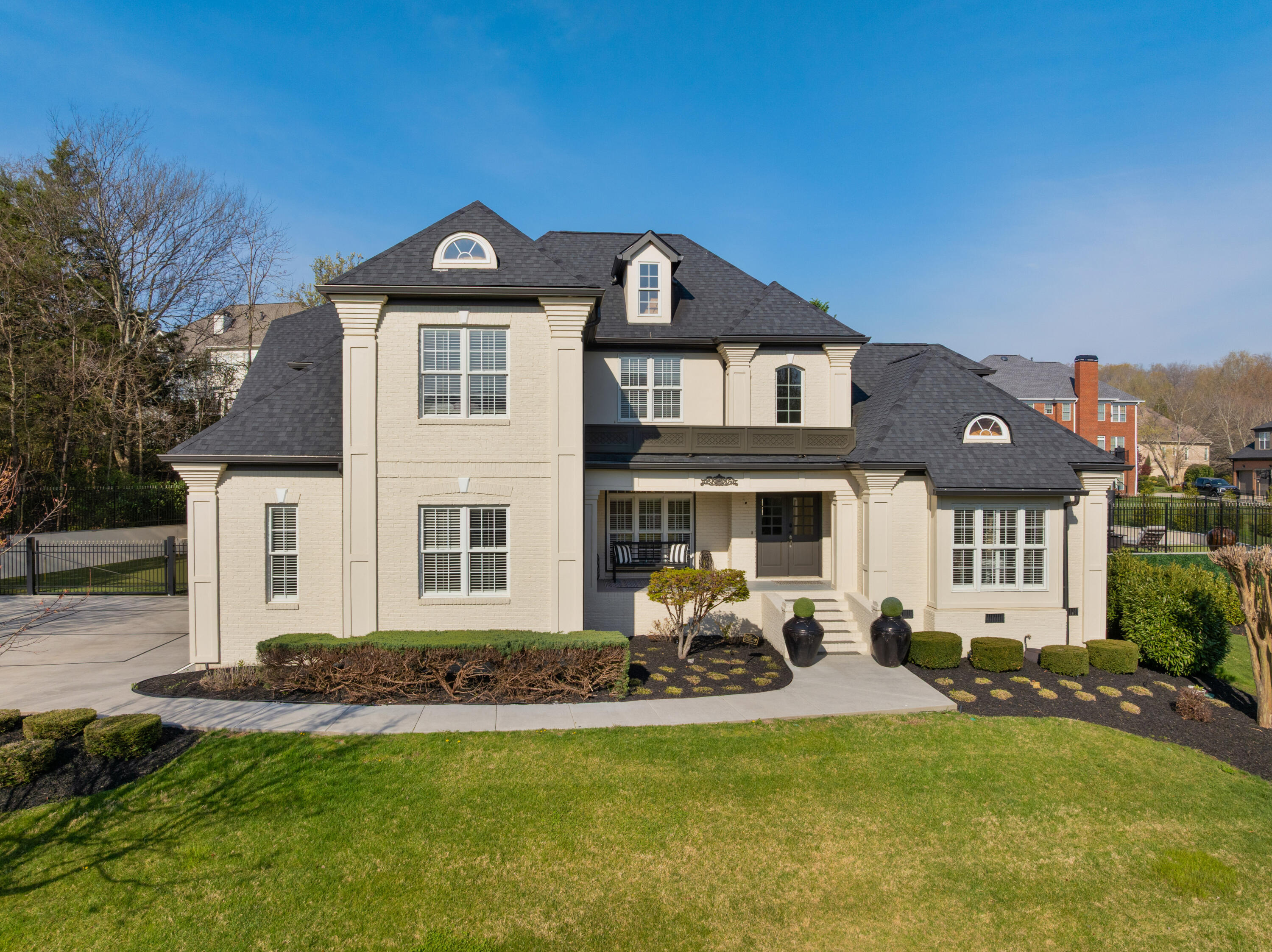 9812 Windrose Circle