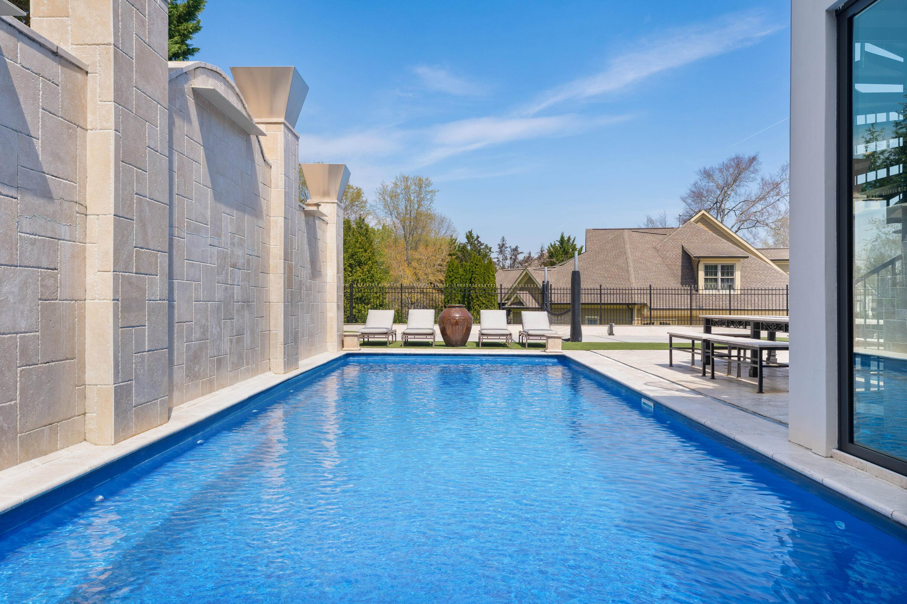 9812 Windrose Circle