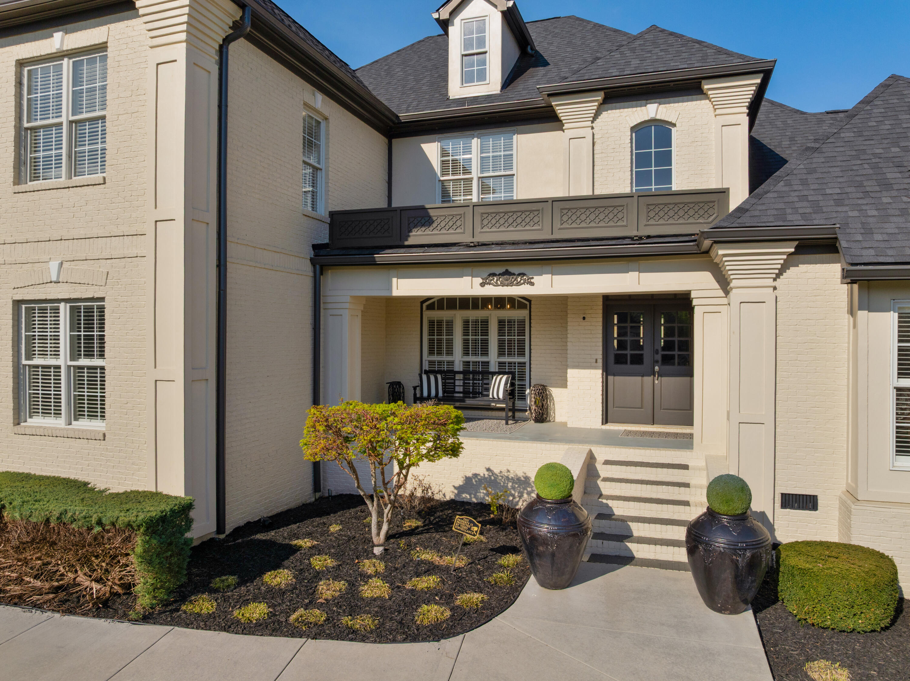 9812 Windrose Circle