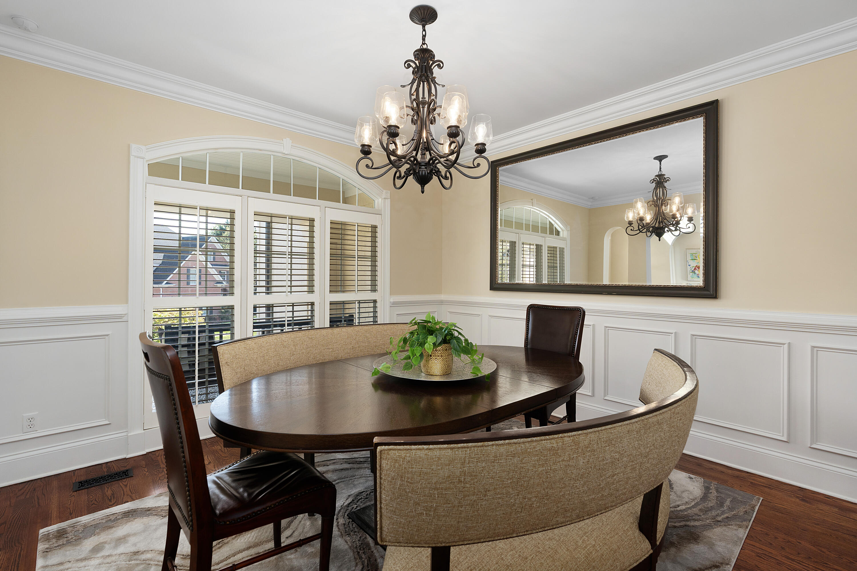 9812 Windrose Circle