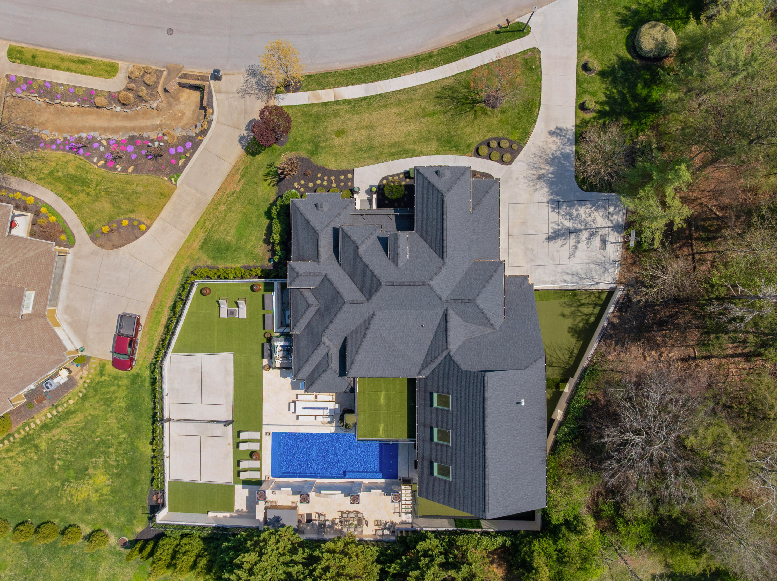 9812 Windrose Circle