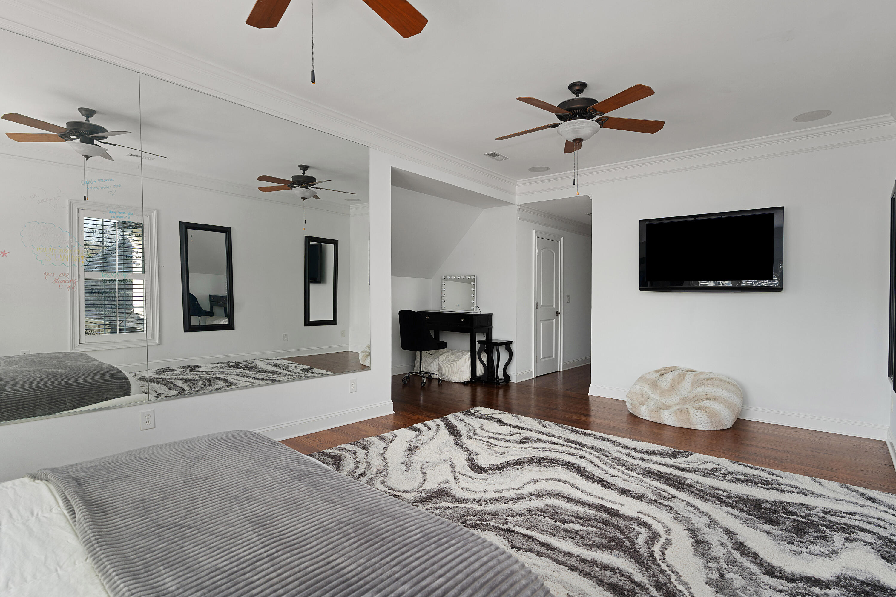 9812 Windrose Circle