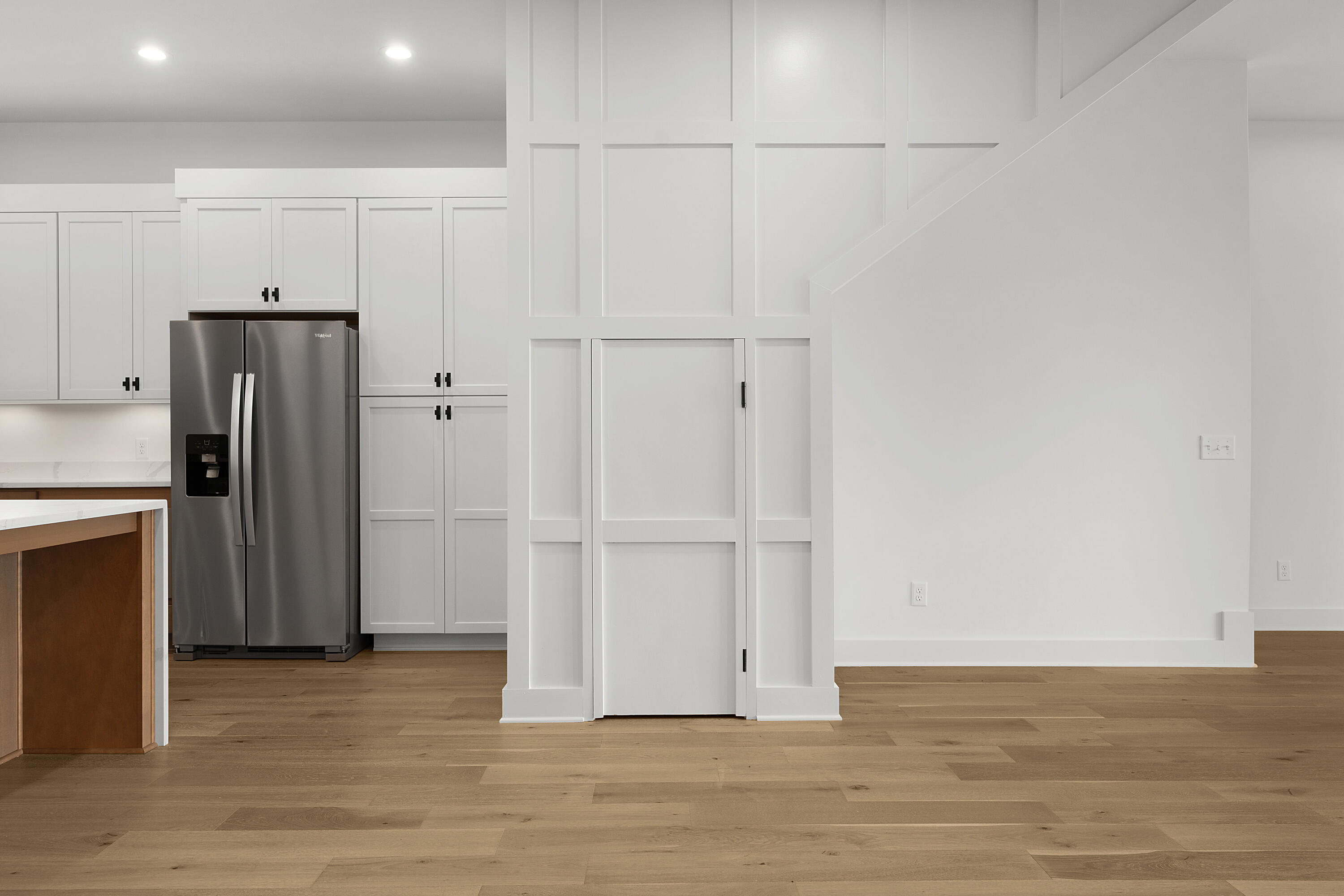 1036 E 4th Street, 103