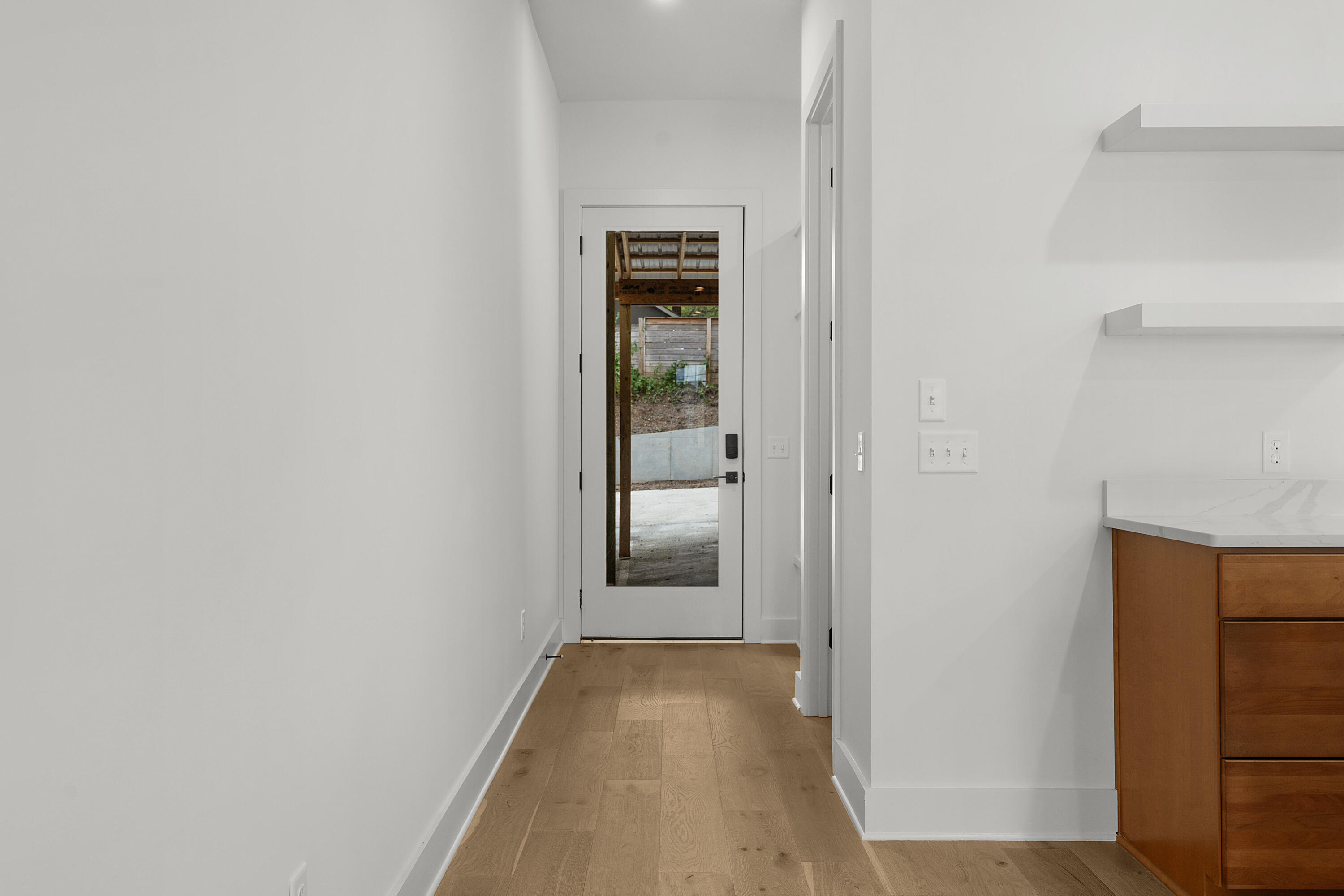 1036 E 4th Street, 103