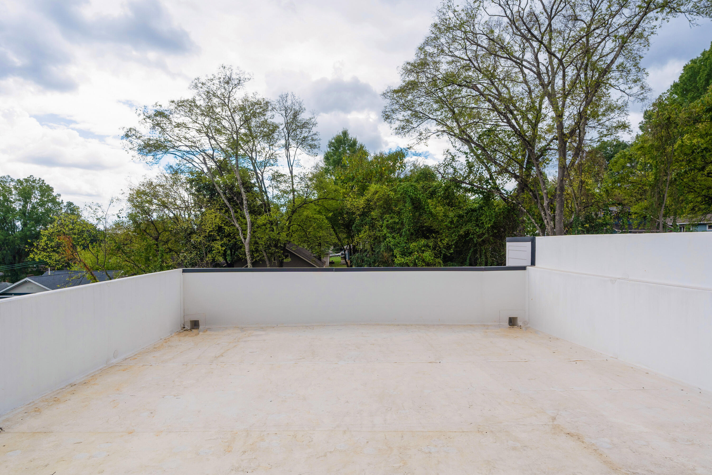 1036 E 4th Street, 103