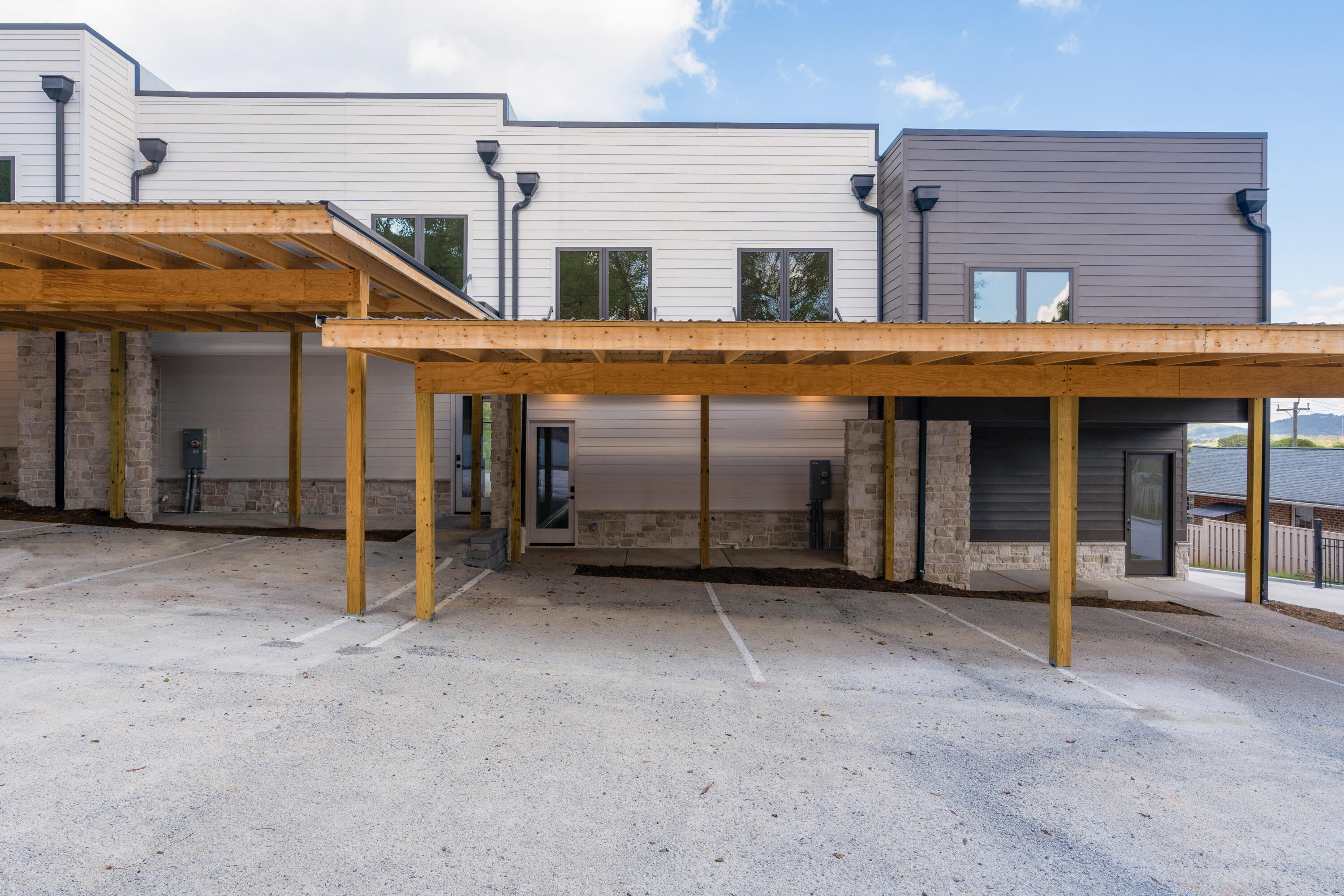 1040 E 4th Street, 102