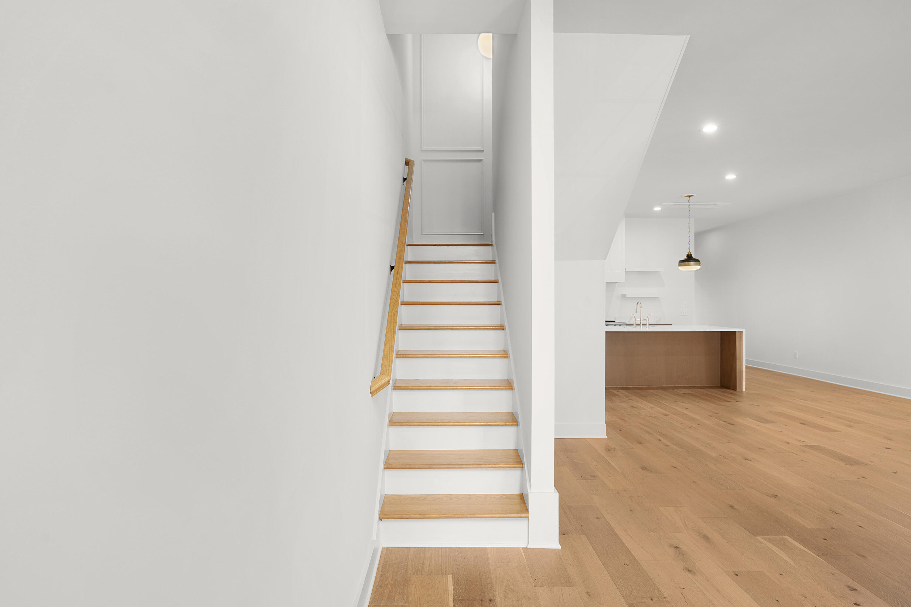 1040 E 4th Street, 102