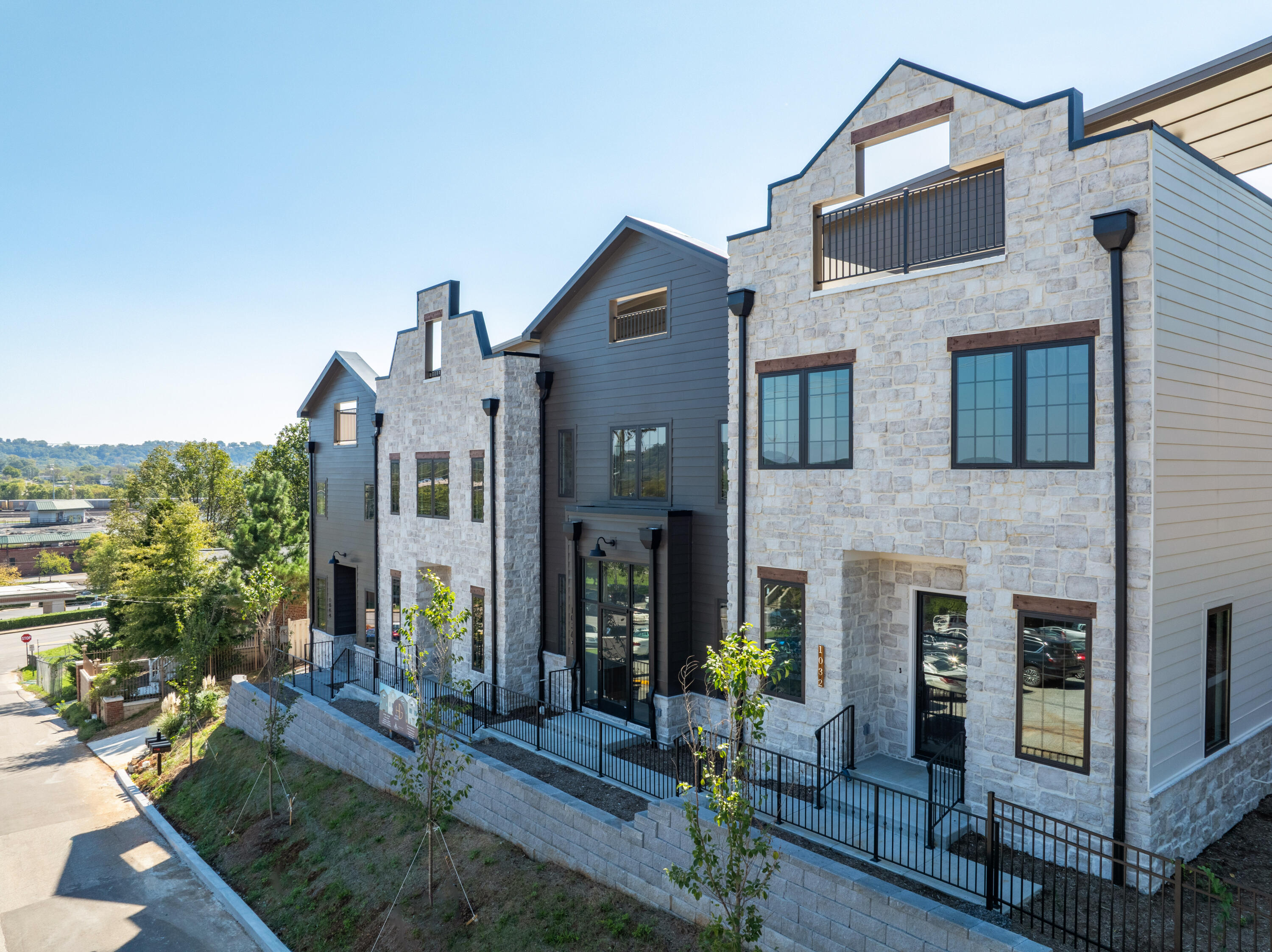 1040 E 4th Street, 102