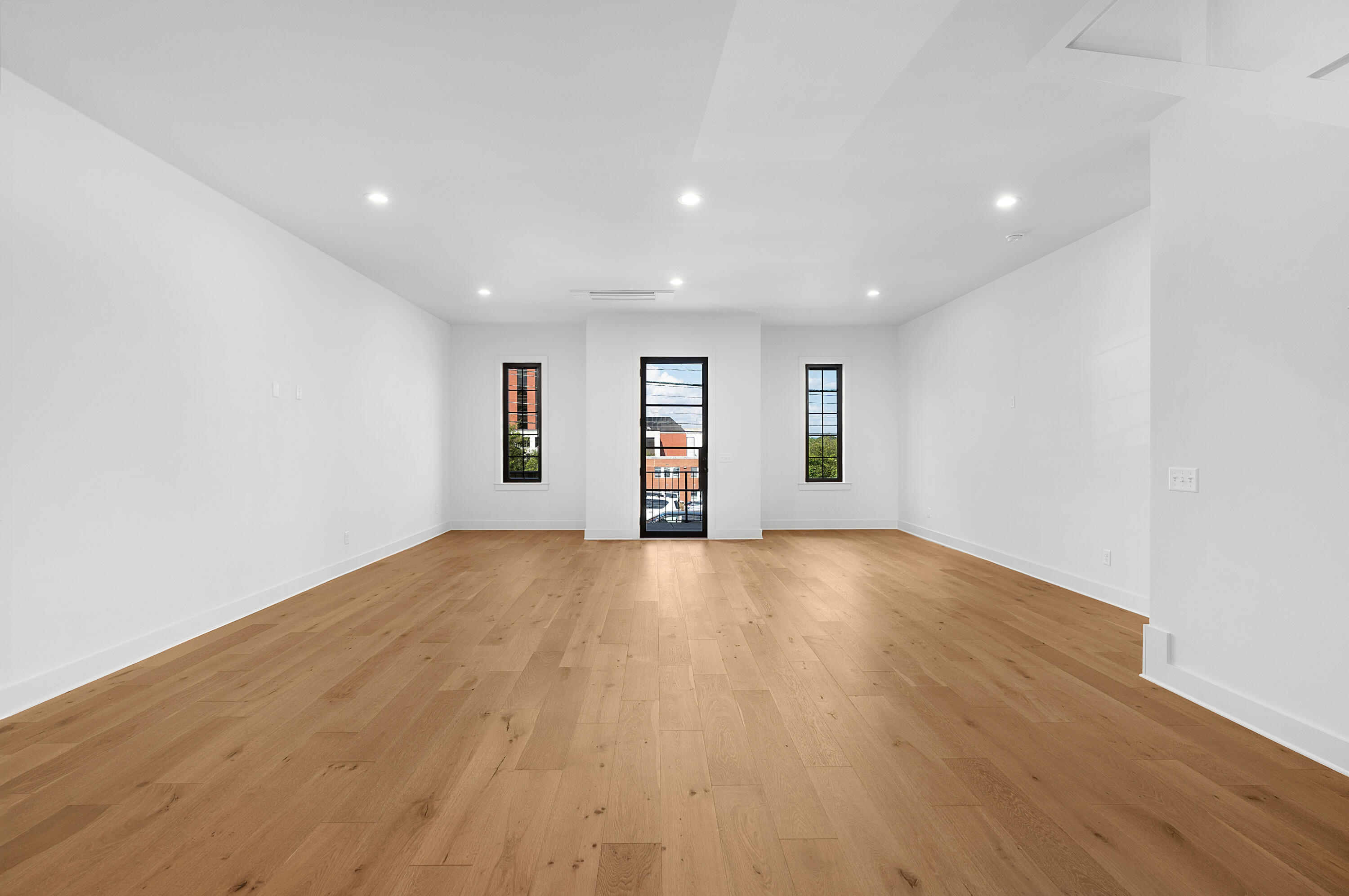 1040 E 4th Street, 102