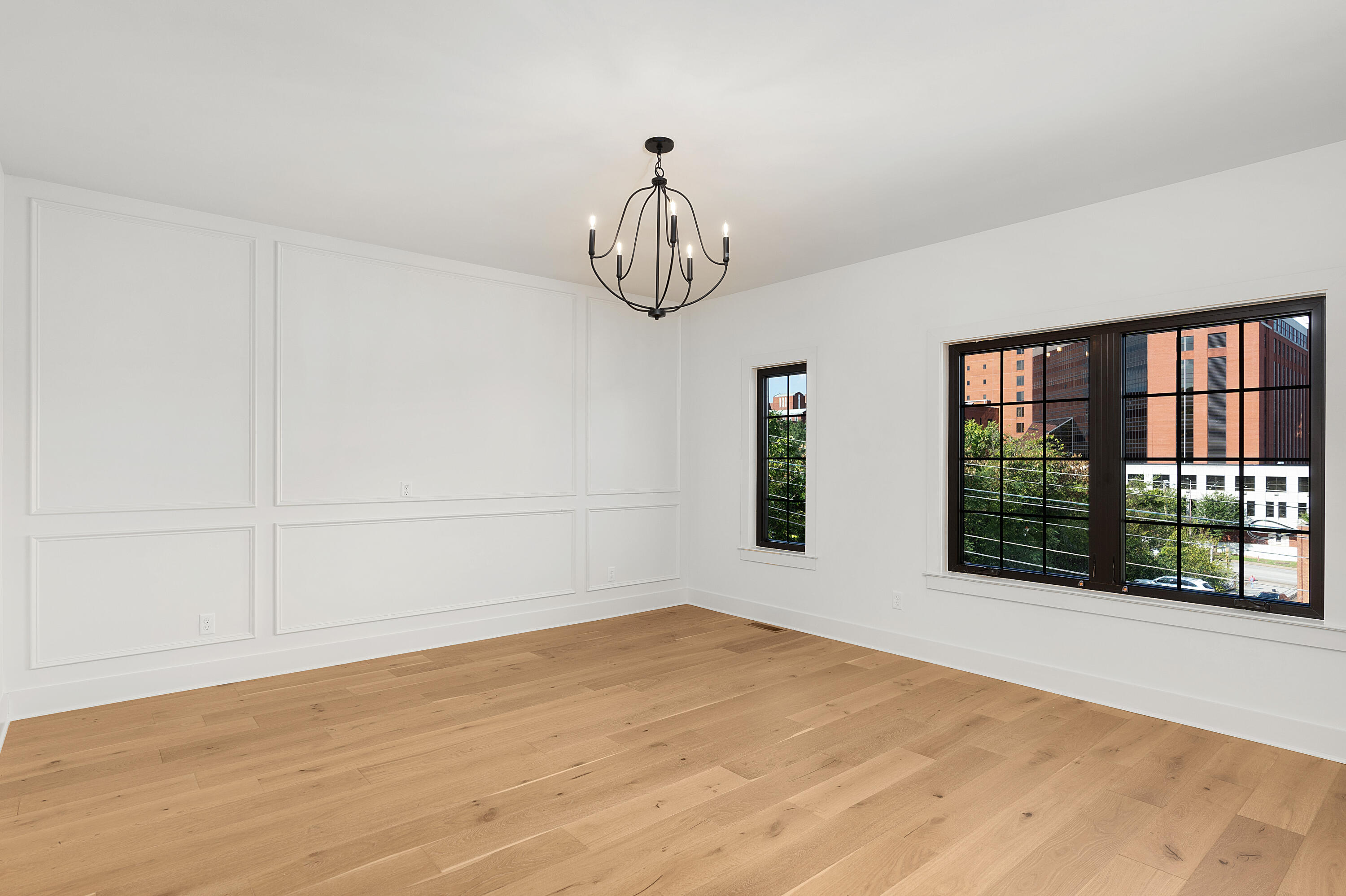 1040 E 4th Street, 102
