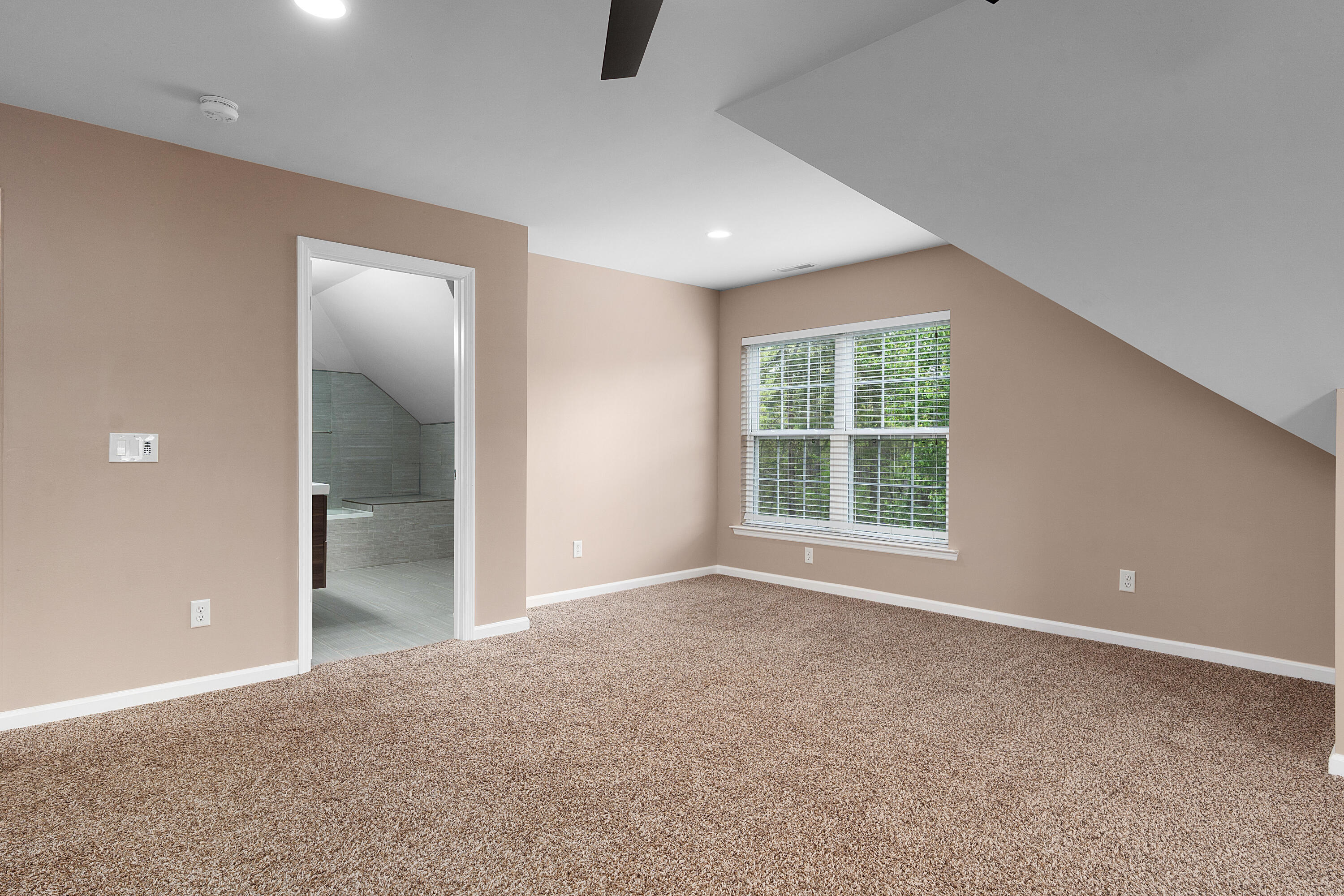 8583 Pershing Road