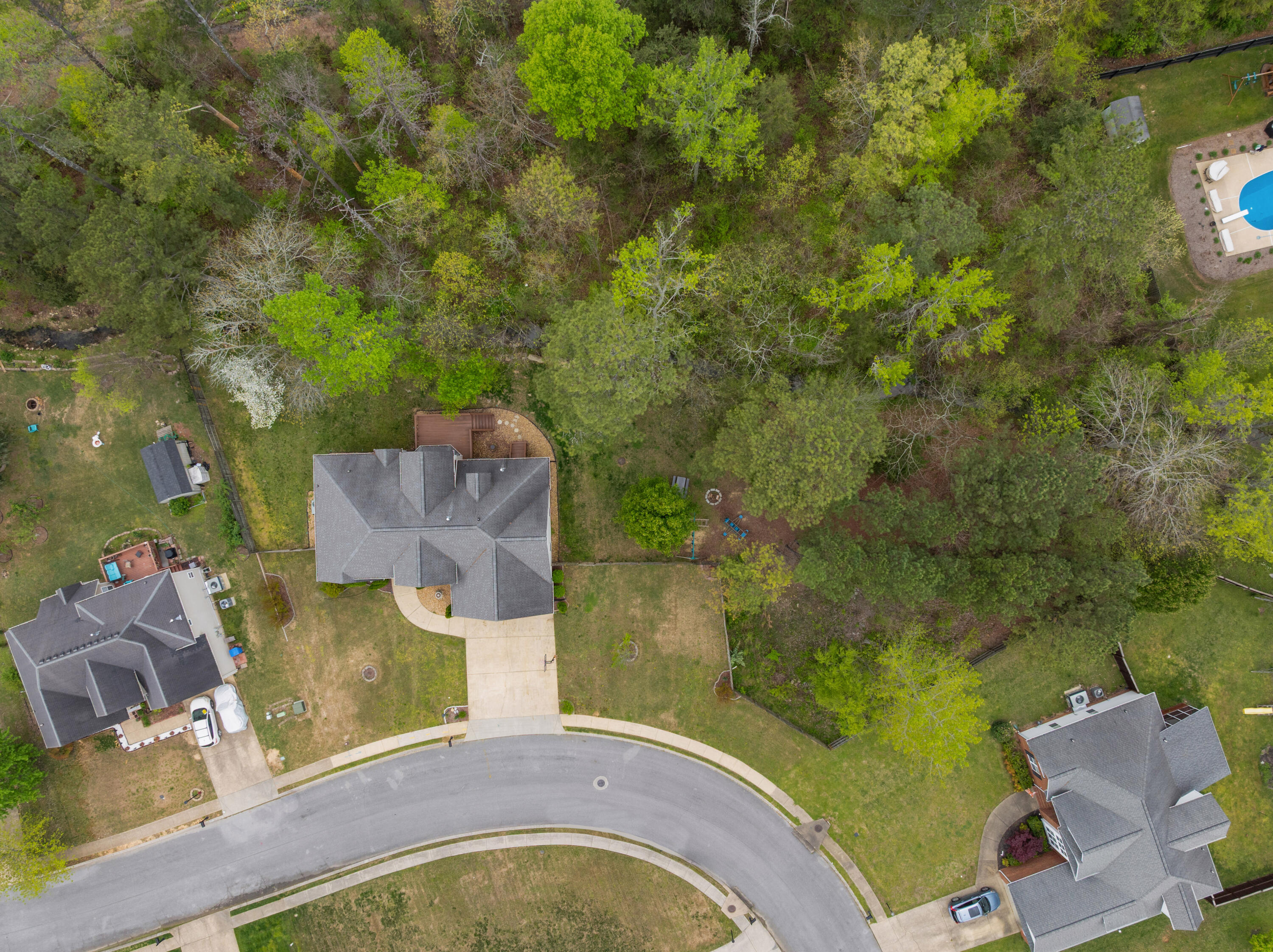 8583 Pershing Road