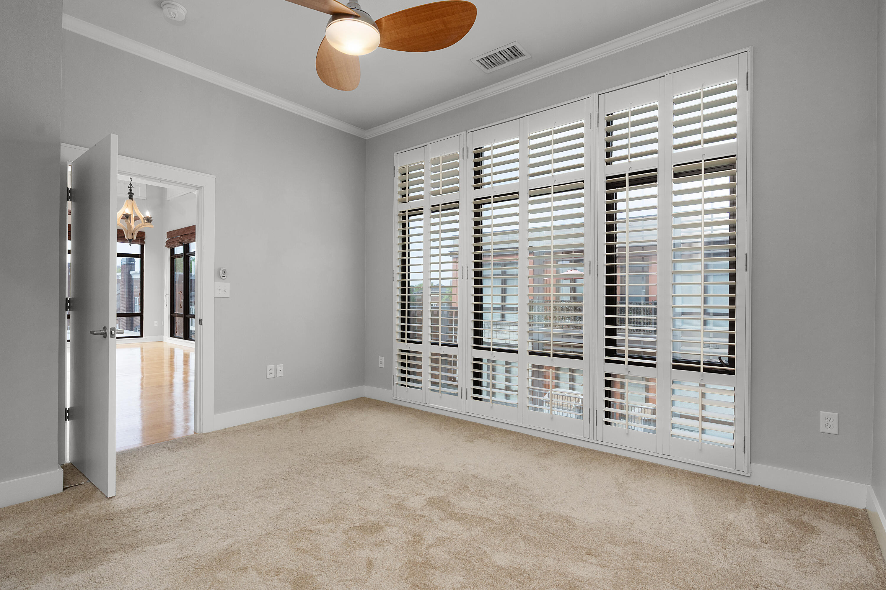 129 Walnut Street, Unit 317