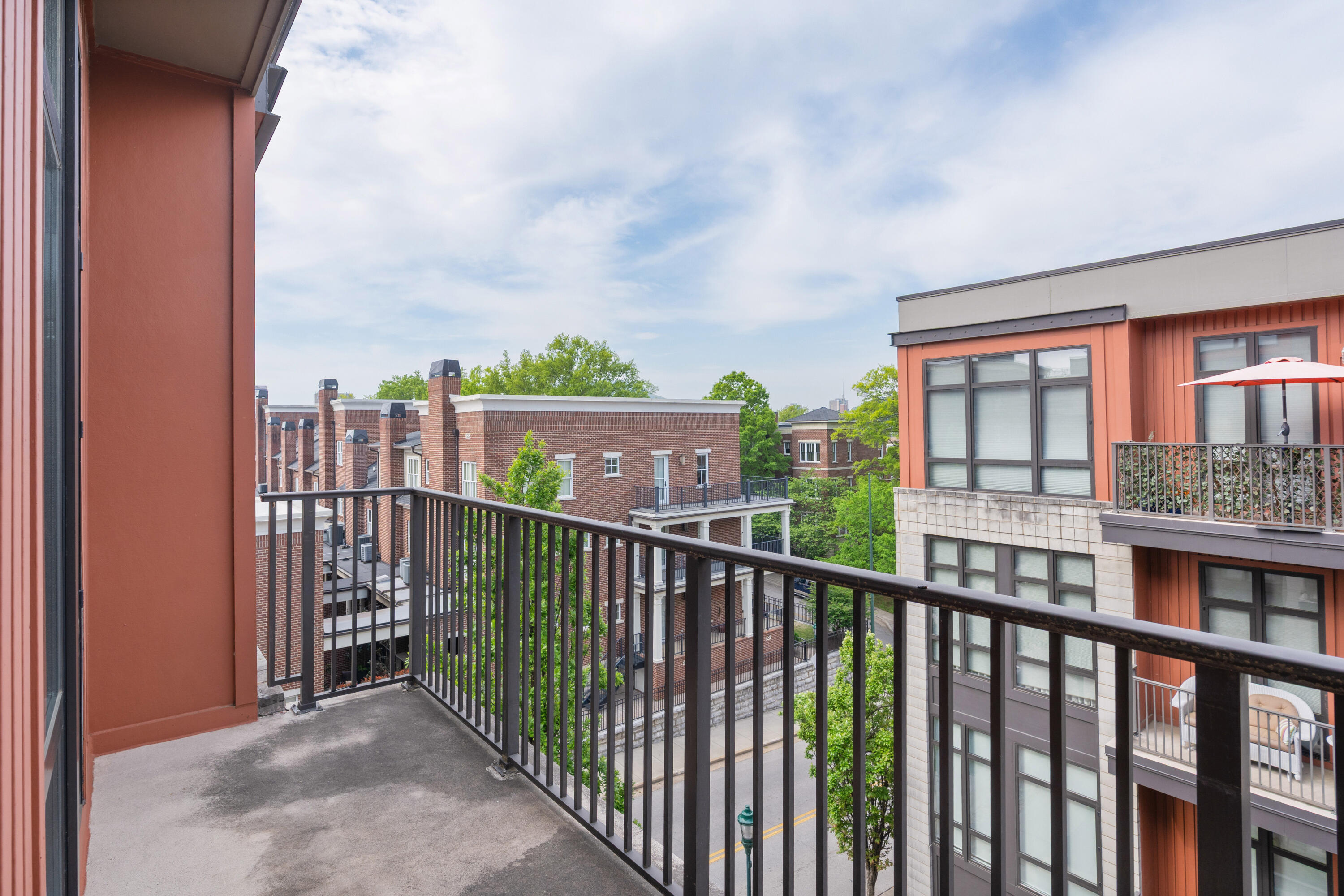 129 Walnut Street, Unit 317