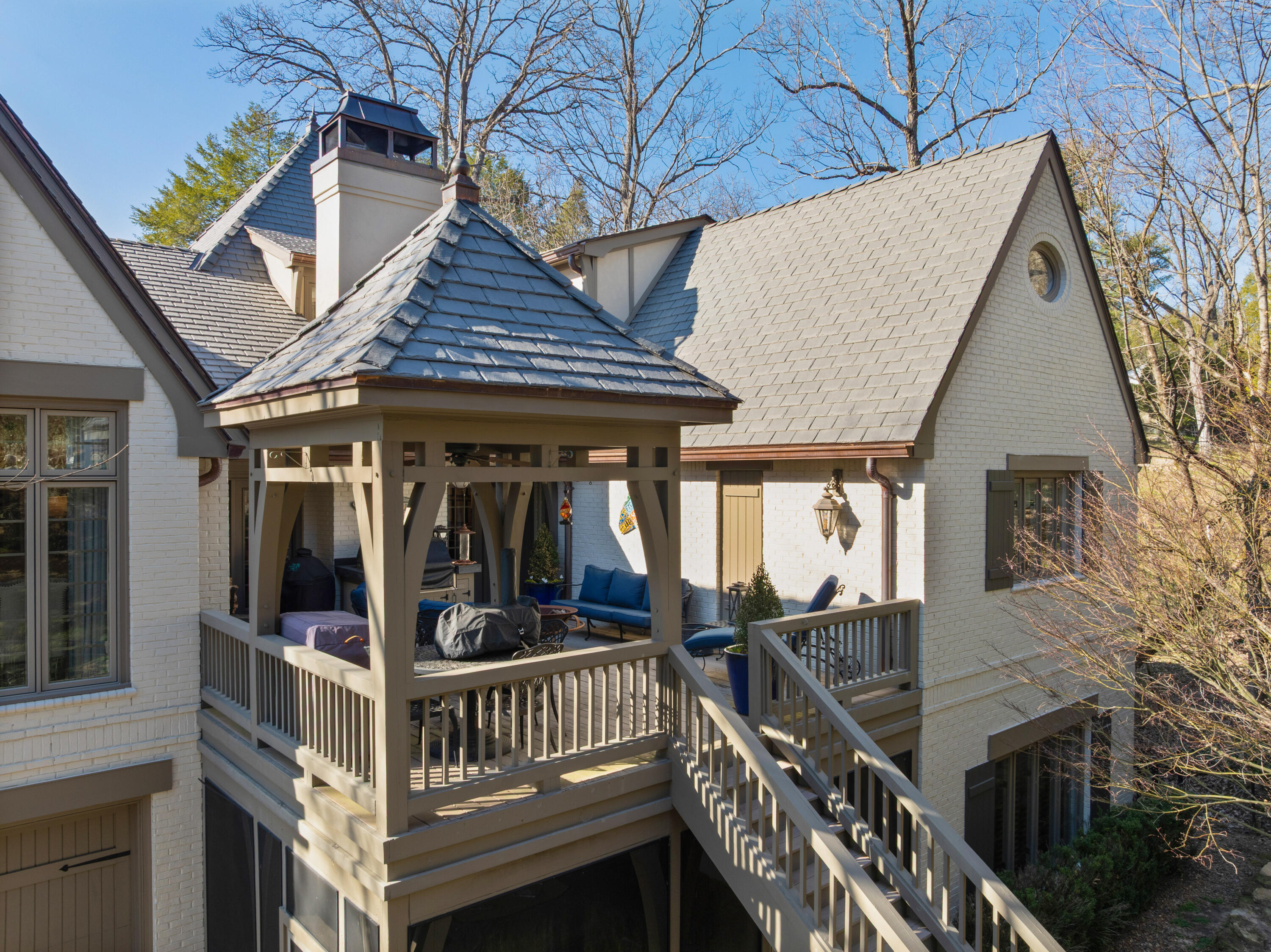 303 W Brow Road
