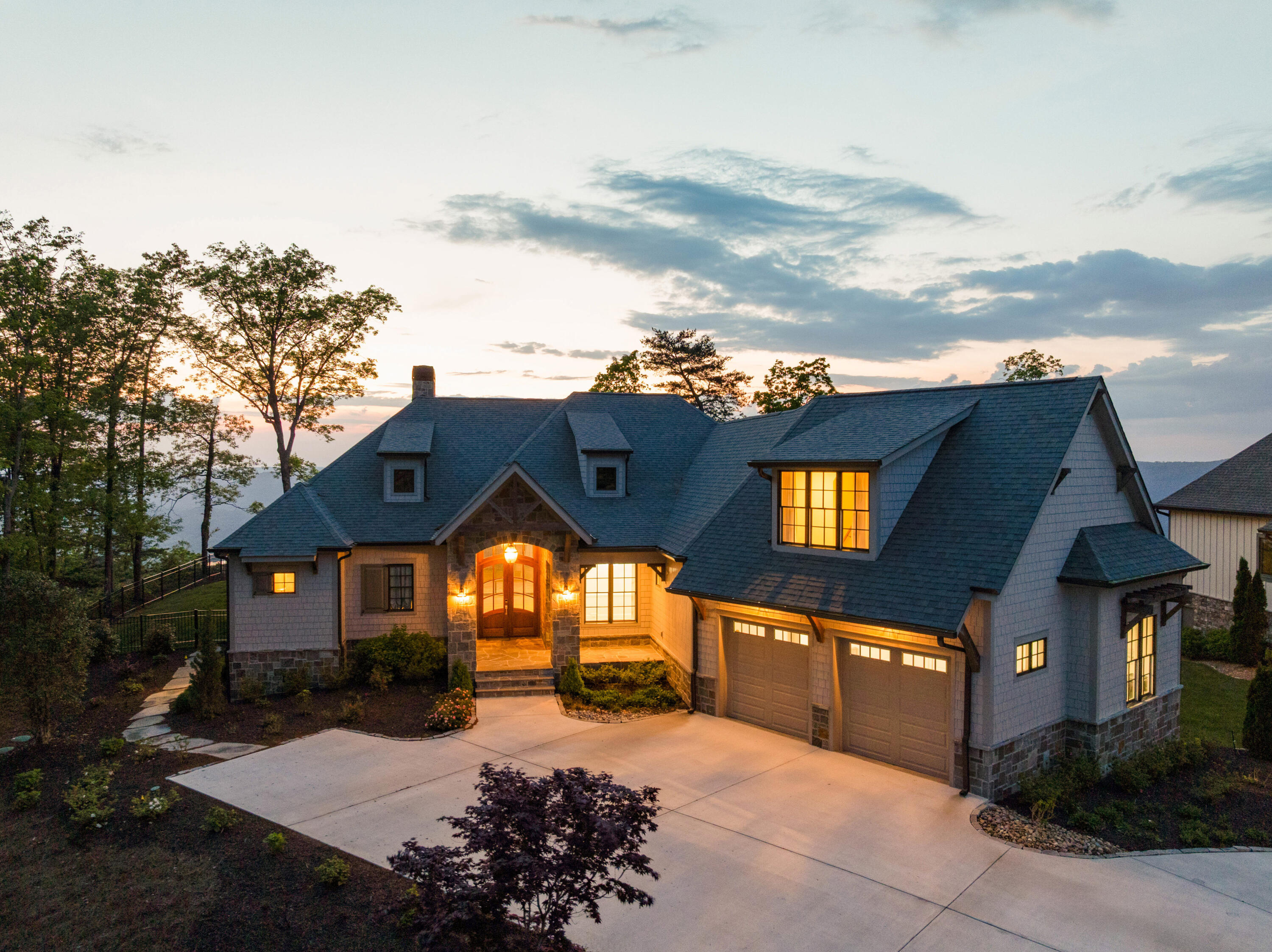 415 Brow Wood Lane