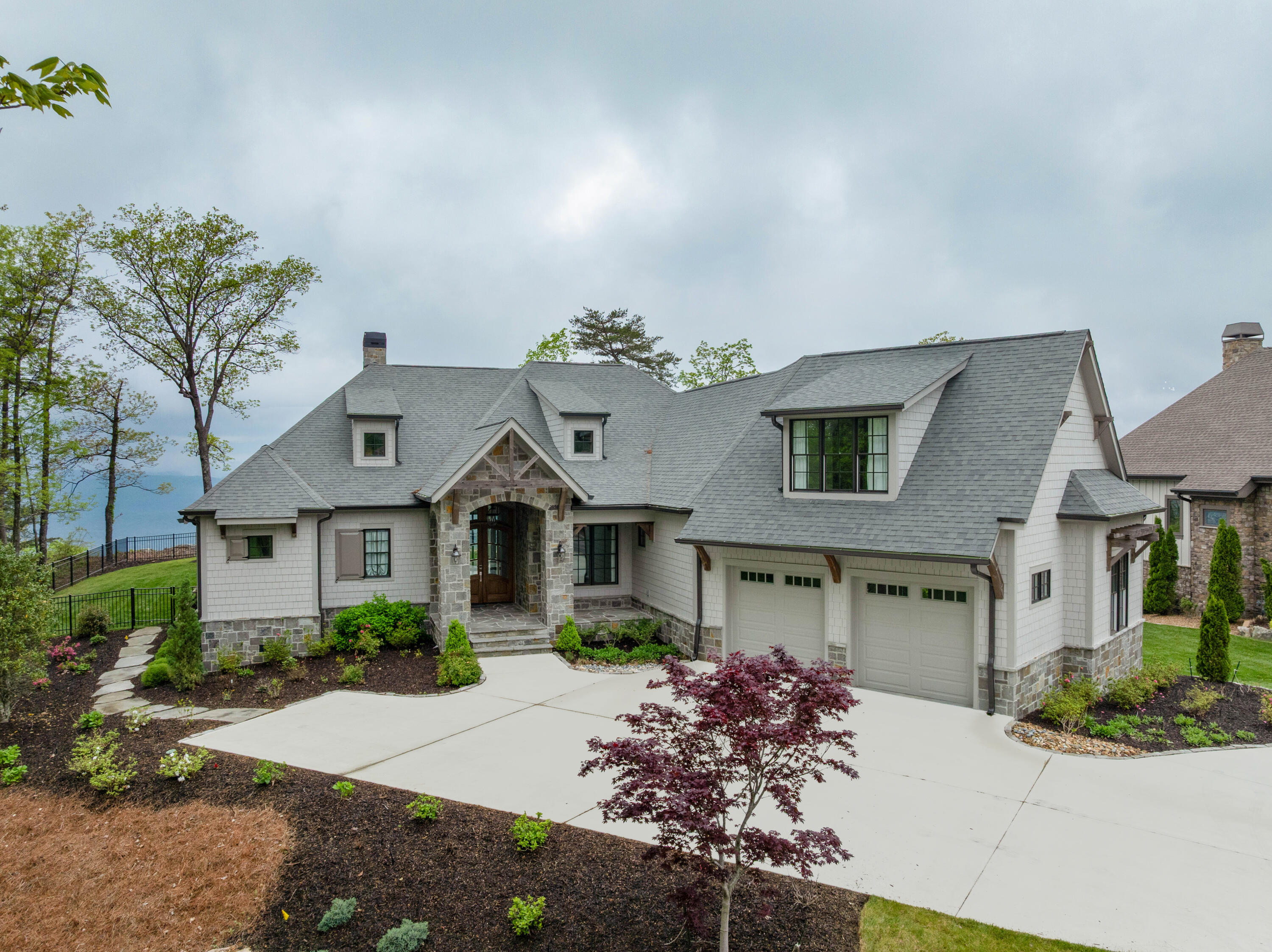 415 Brow Wood Lane
