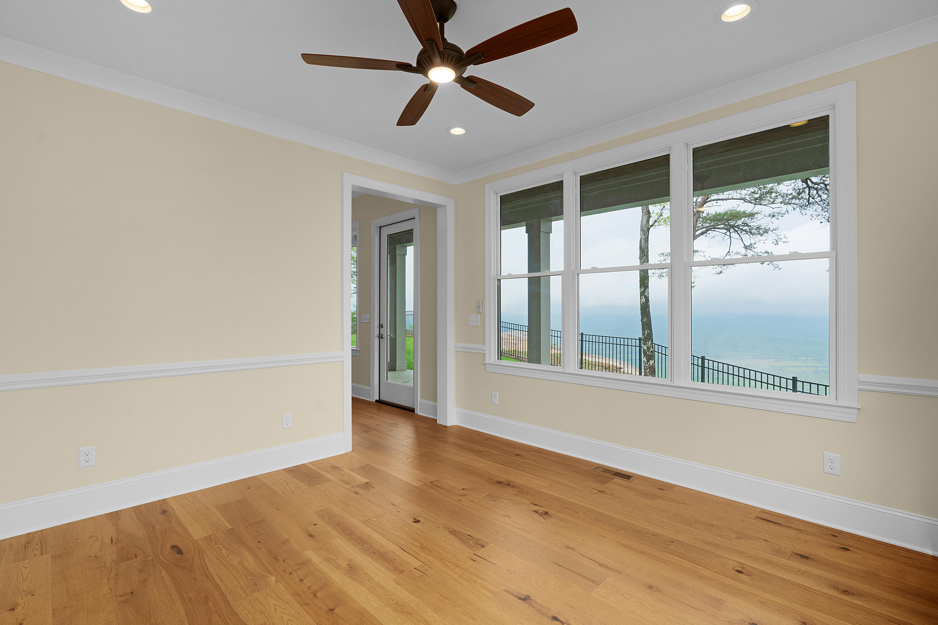 415 Brow Wood Lane