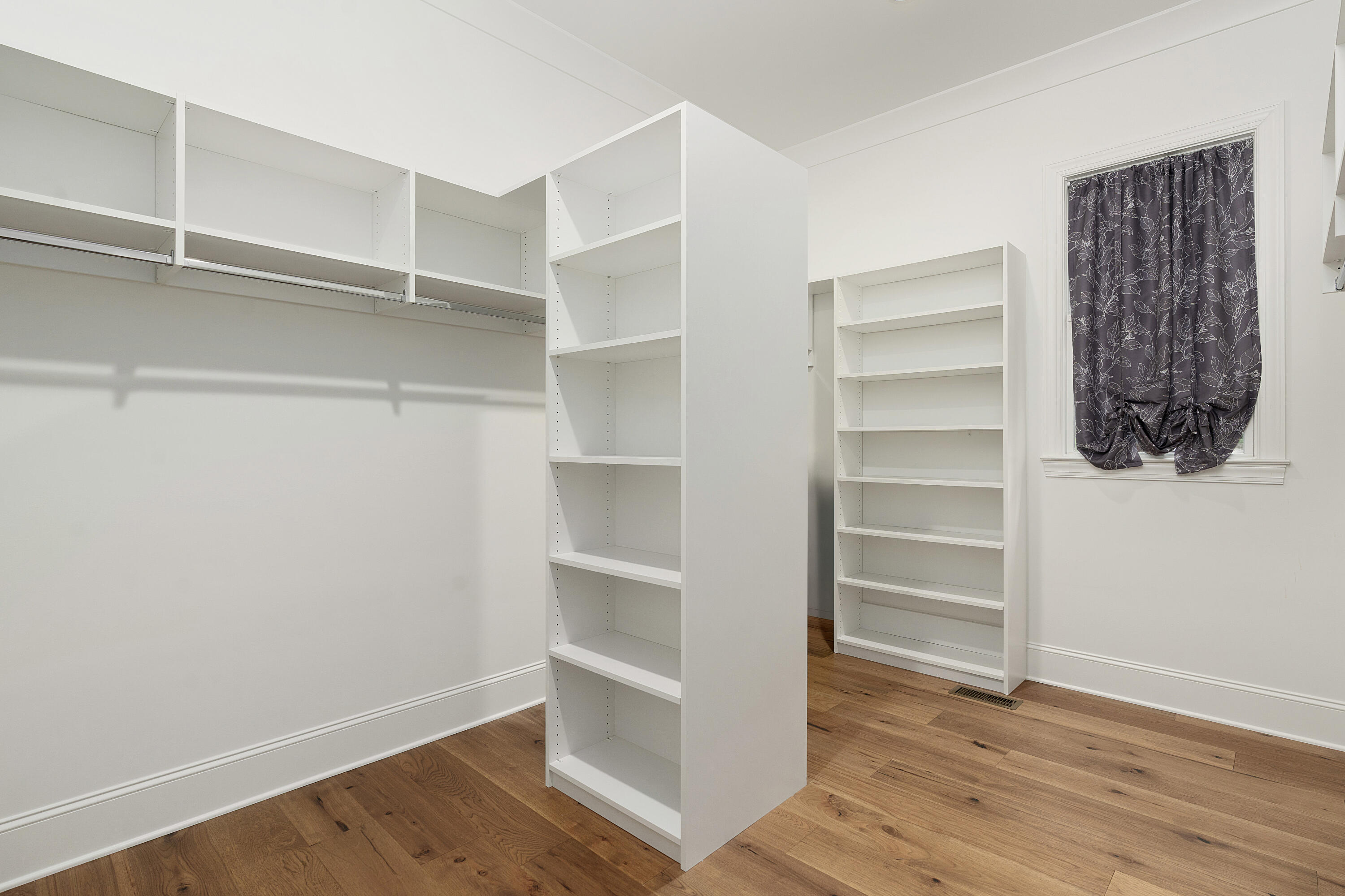415 Brow Wood Lane