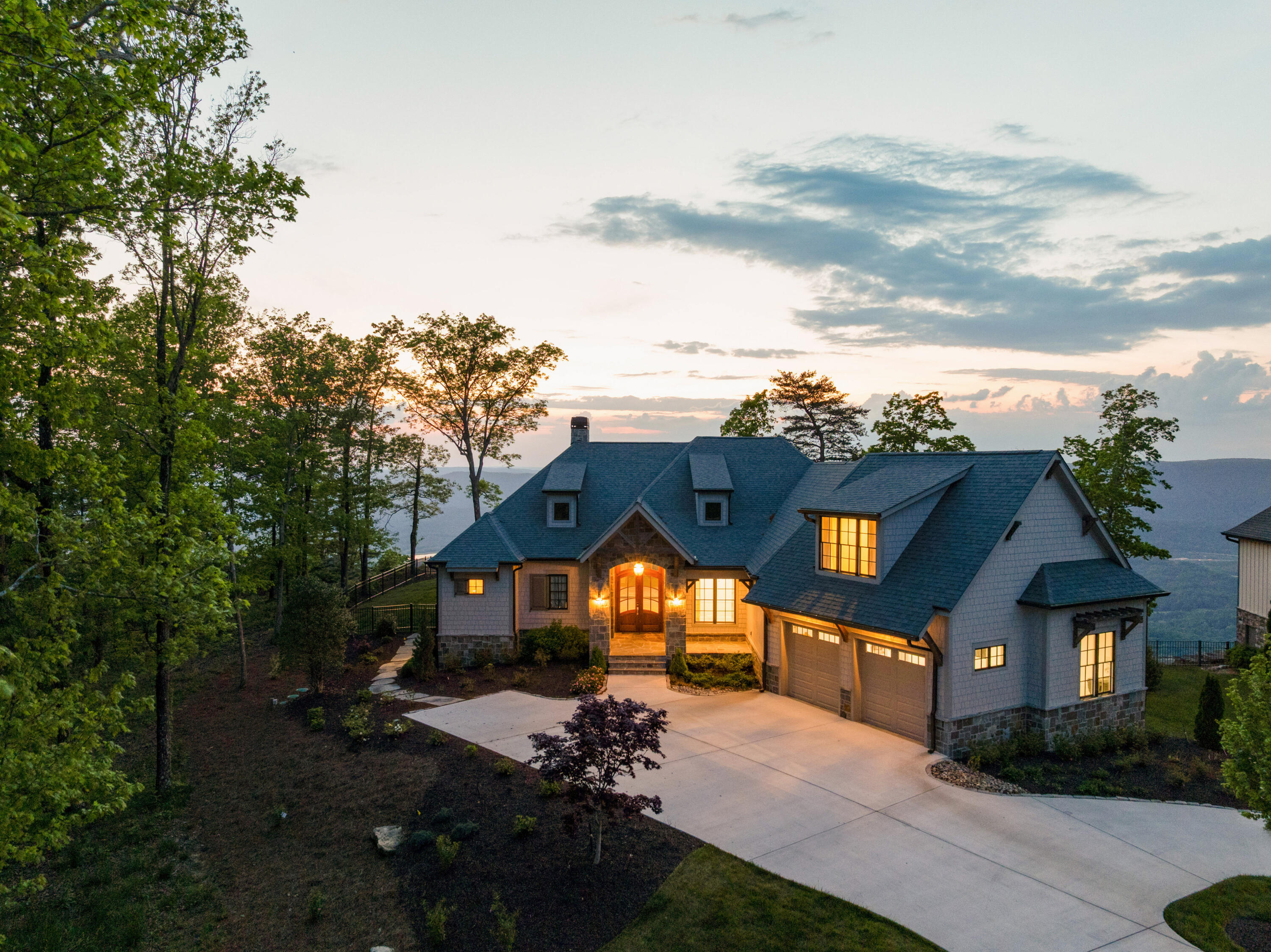 415 Brow Wood Lane