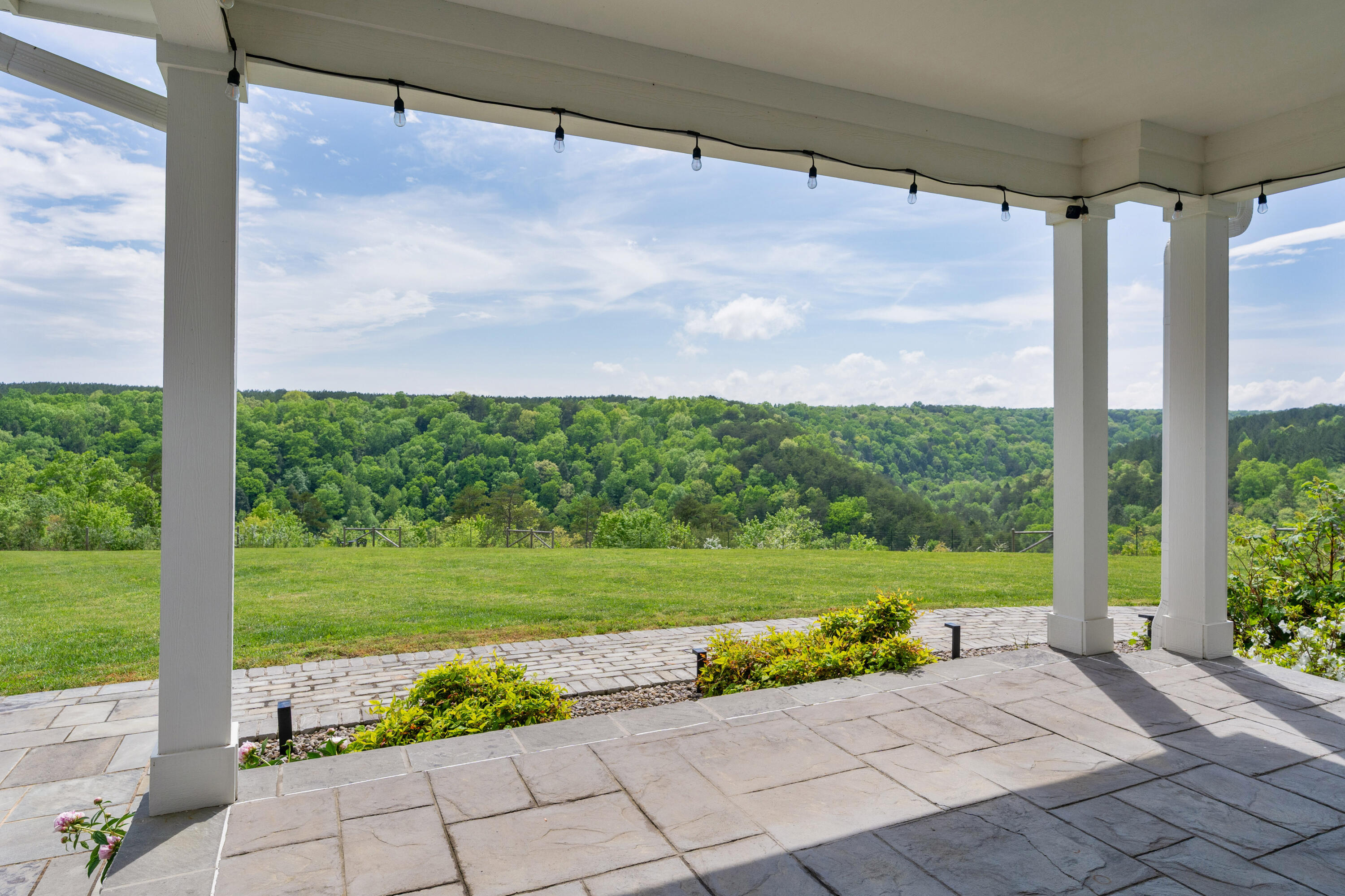 3086 Poe Road