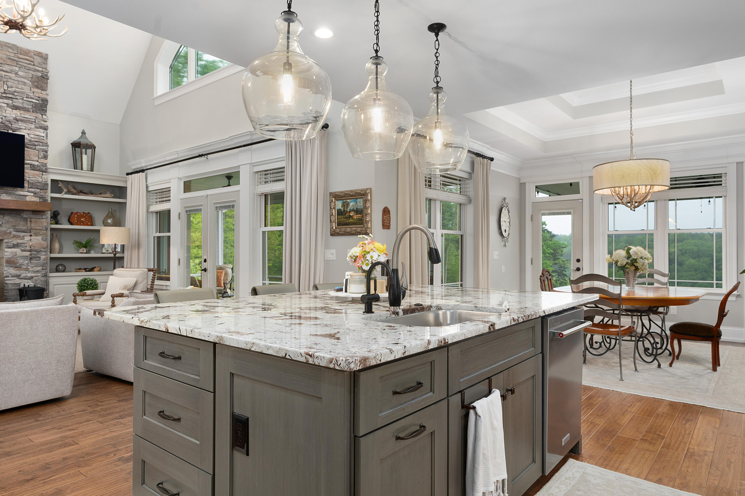3086 Poe Road