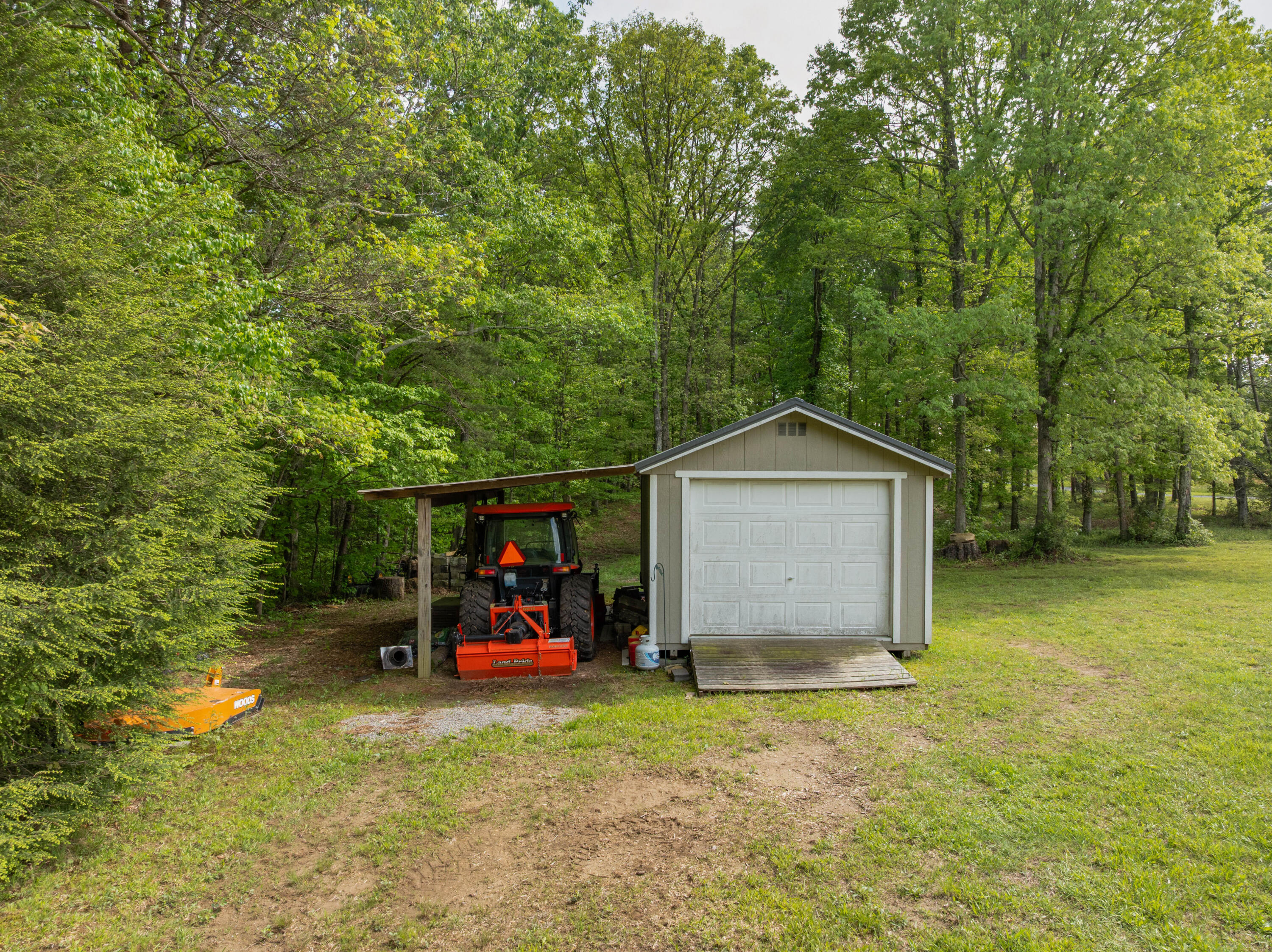 3086 Poe Road