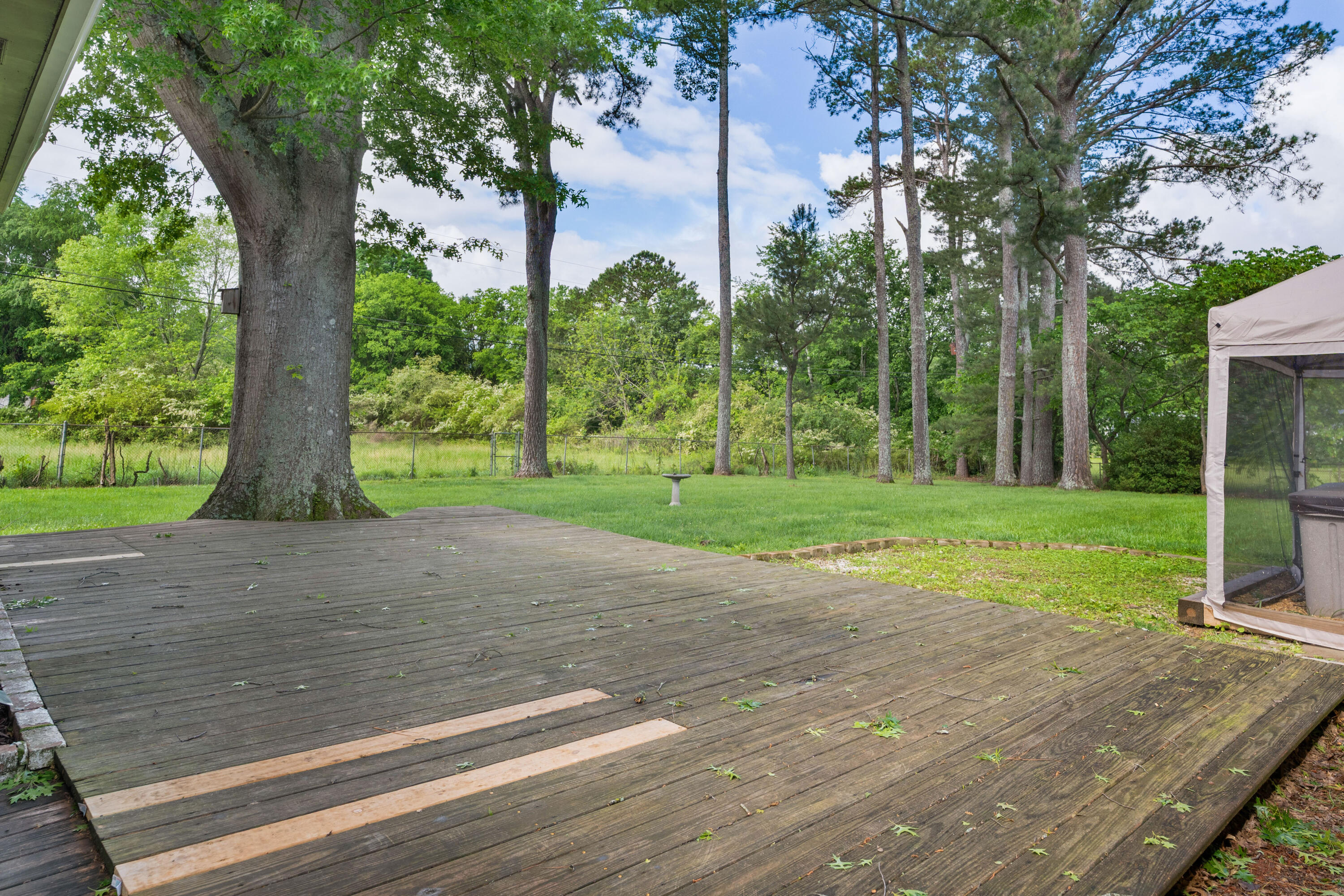 6904 Hickory View Lane