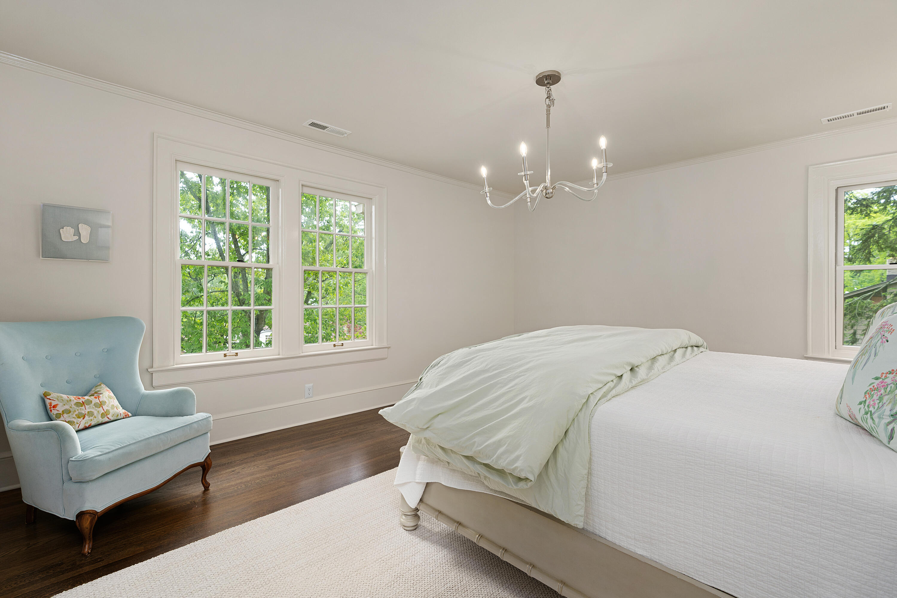 1102 Tinkerbell Lane