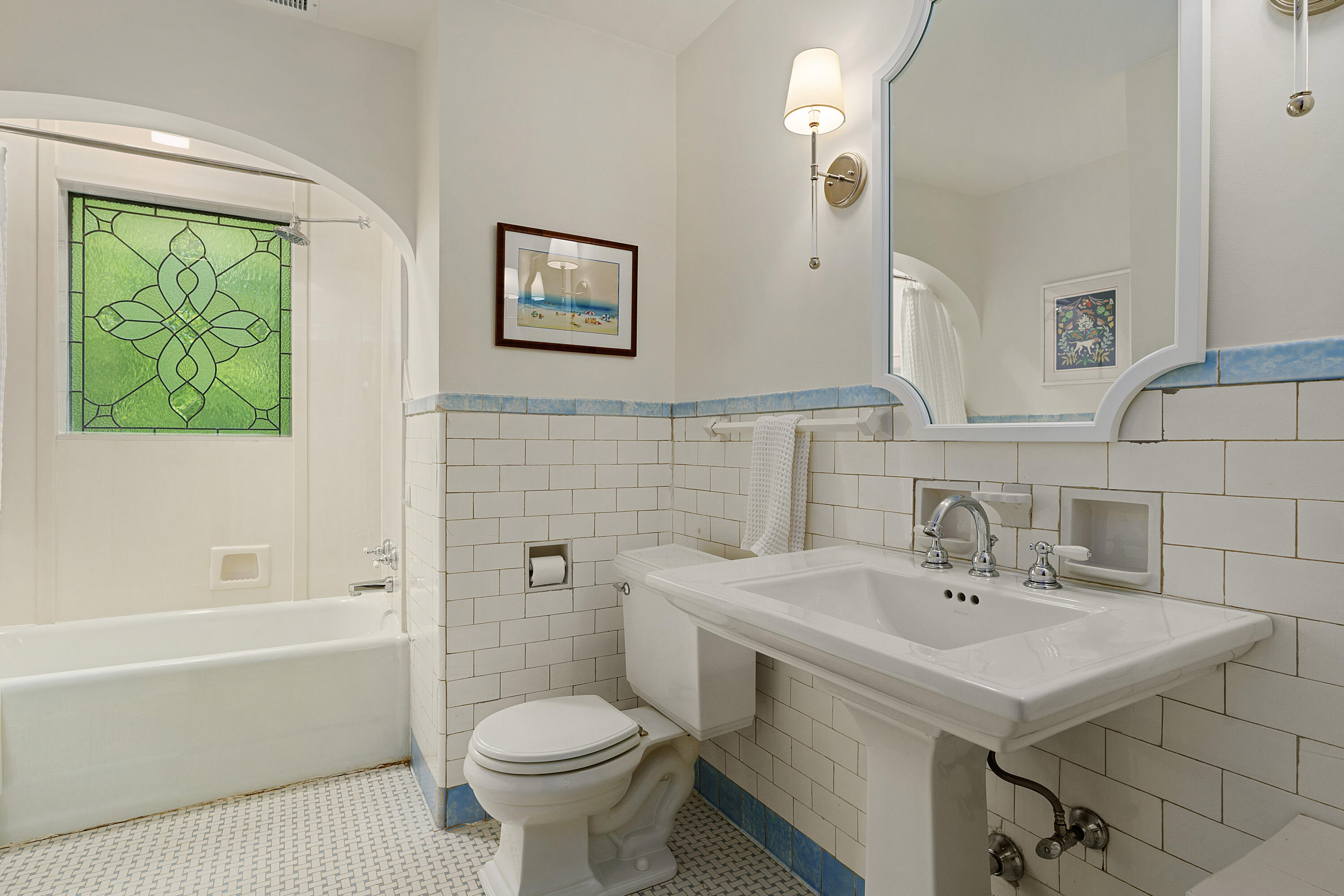 1102 Tinkerbell Lane