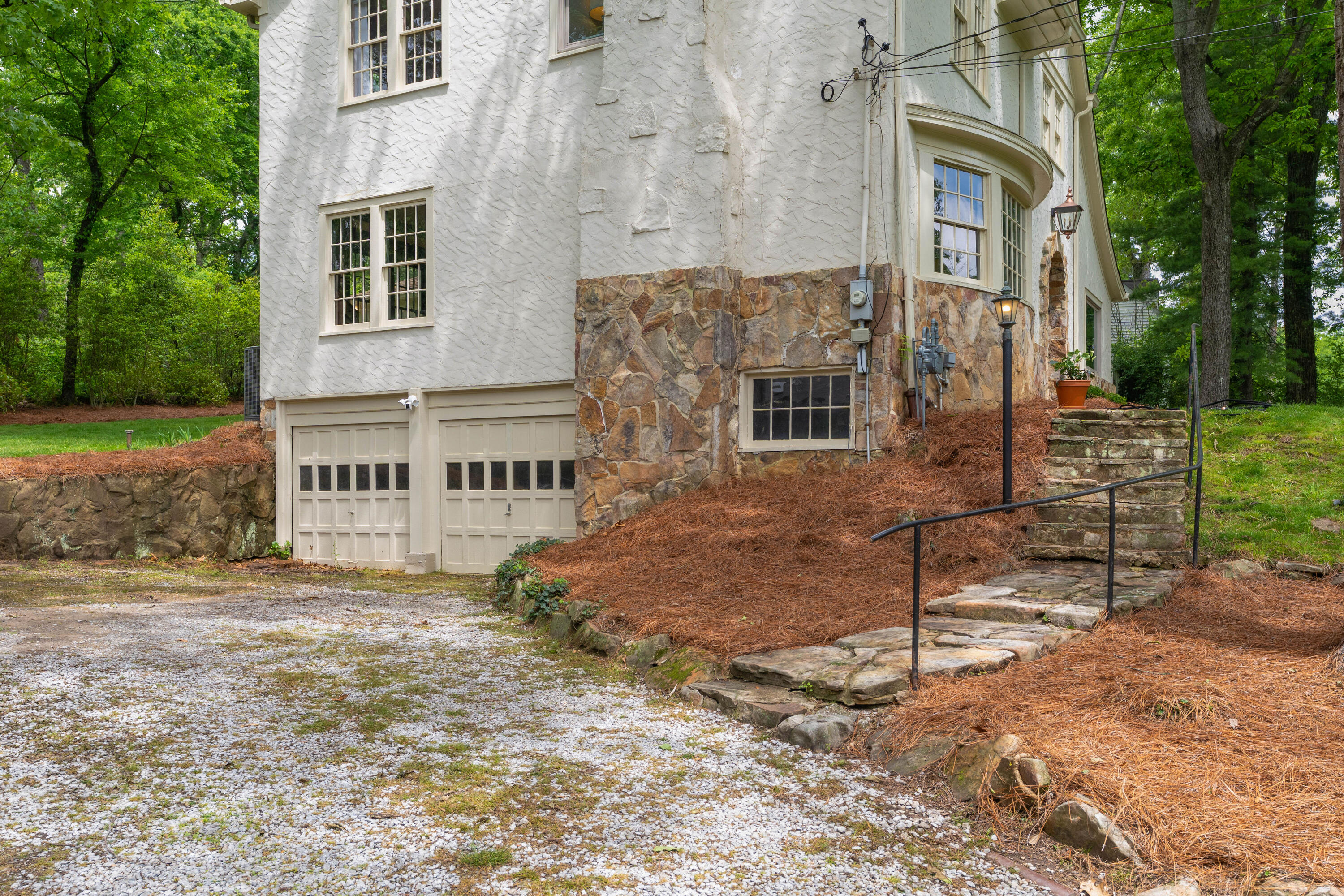 1102 Tinkerbell Lane