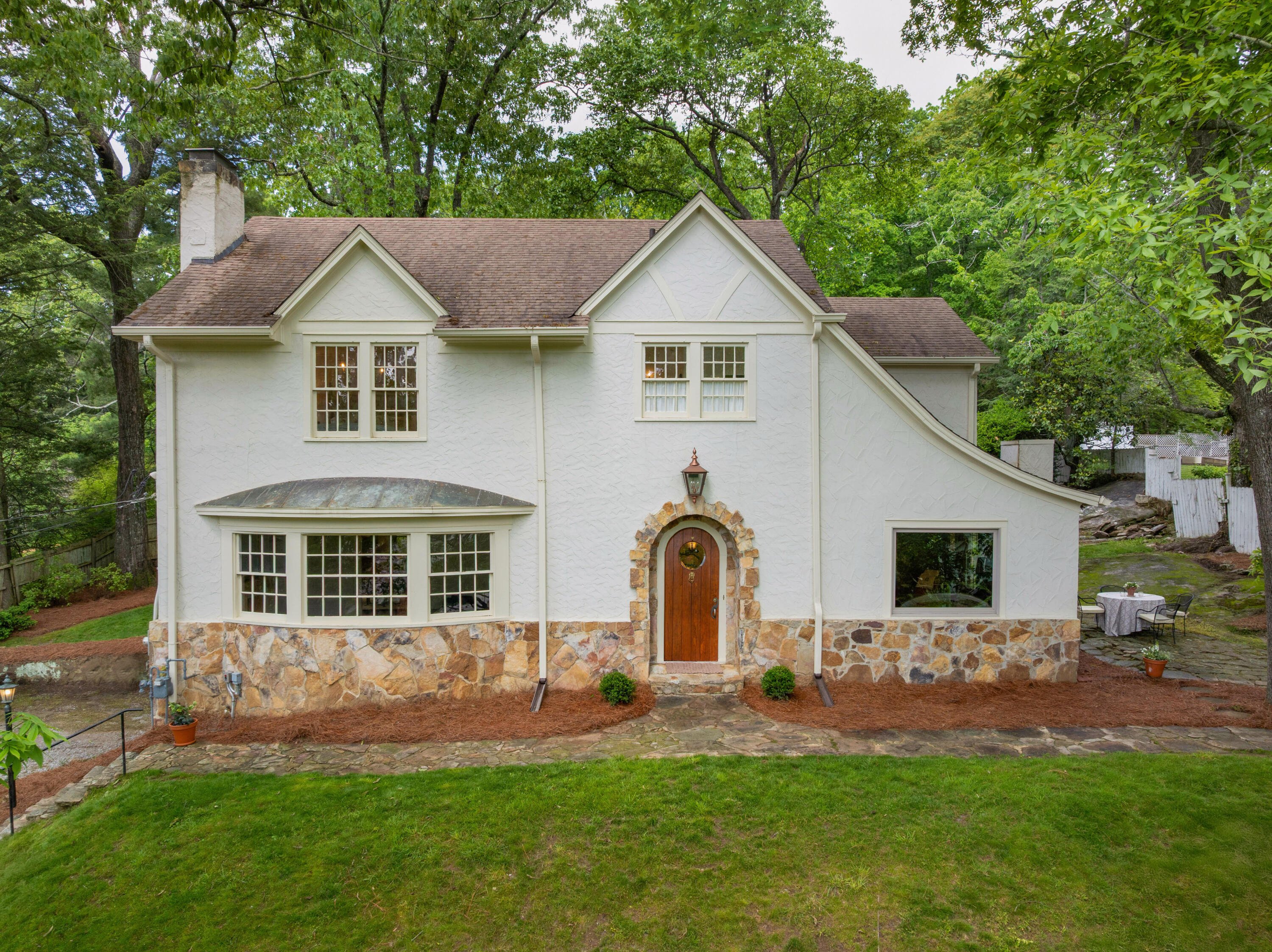 1102 Tinkerbell Lane