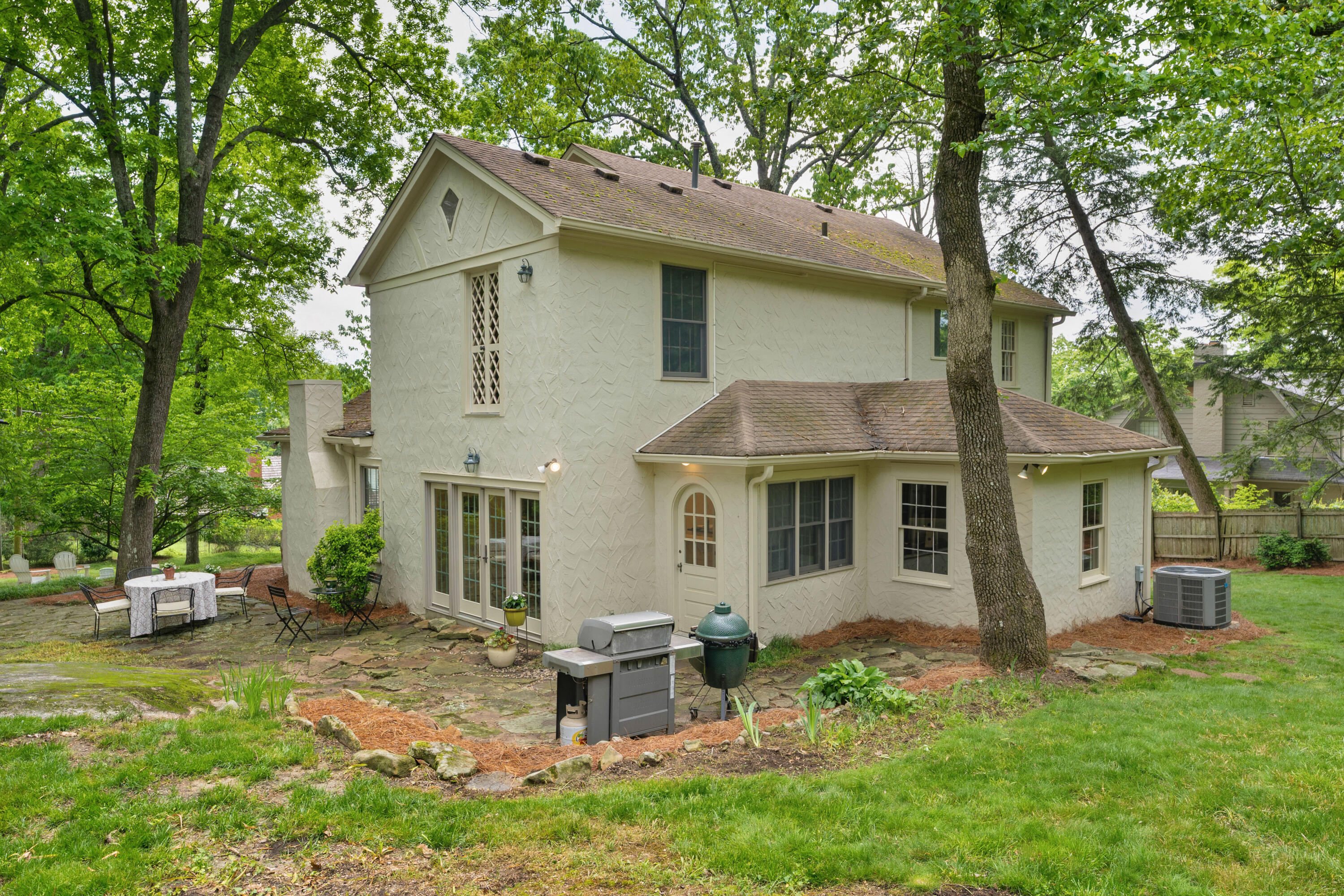 1102 Tinkerbell Lane