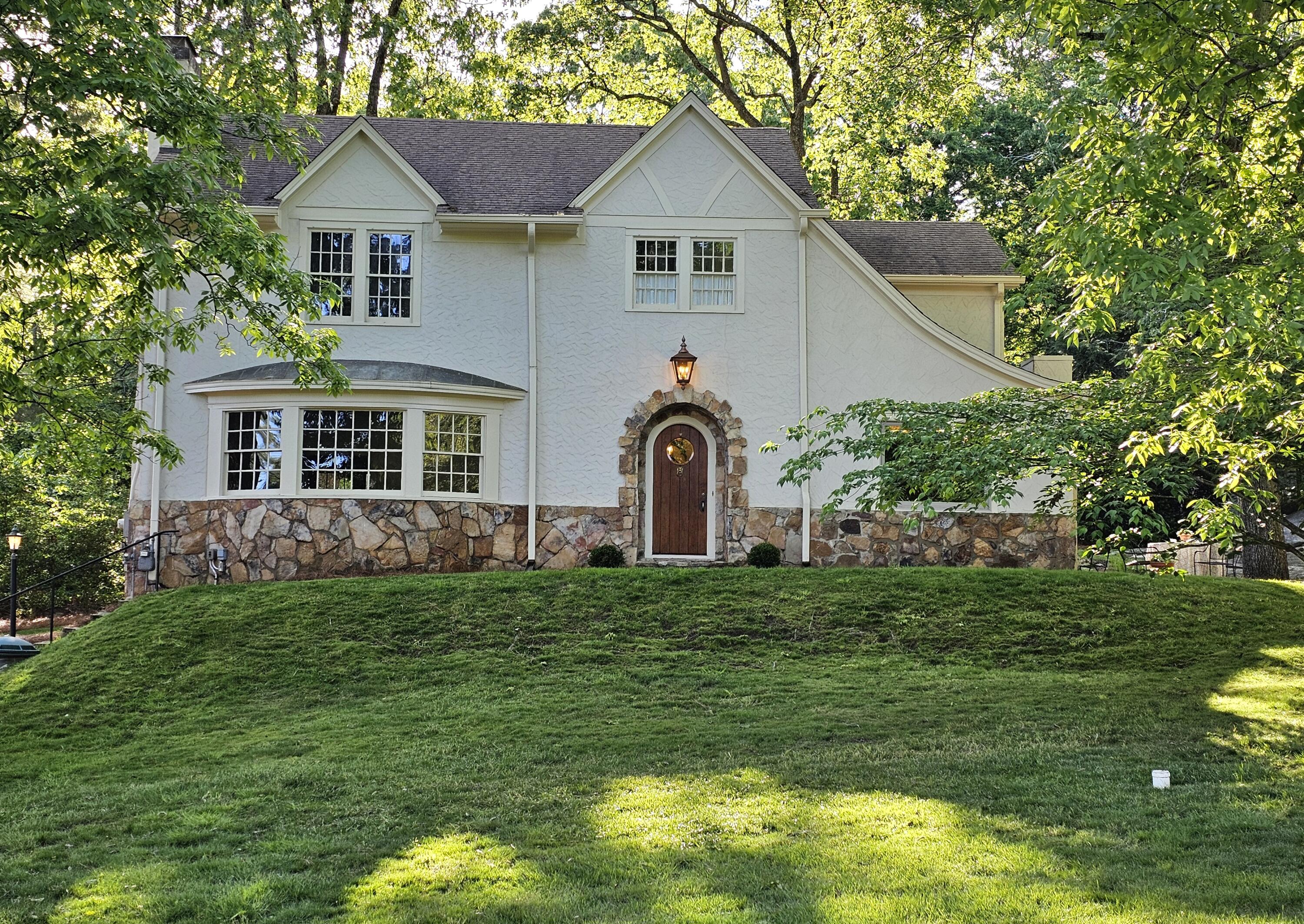 1102 Tinkerbell Lane