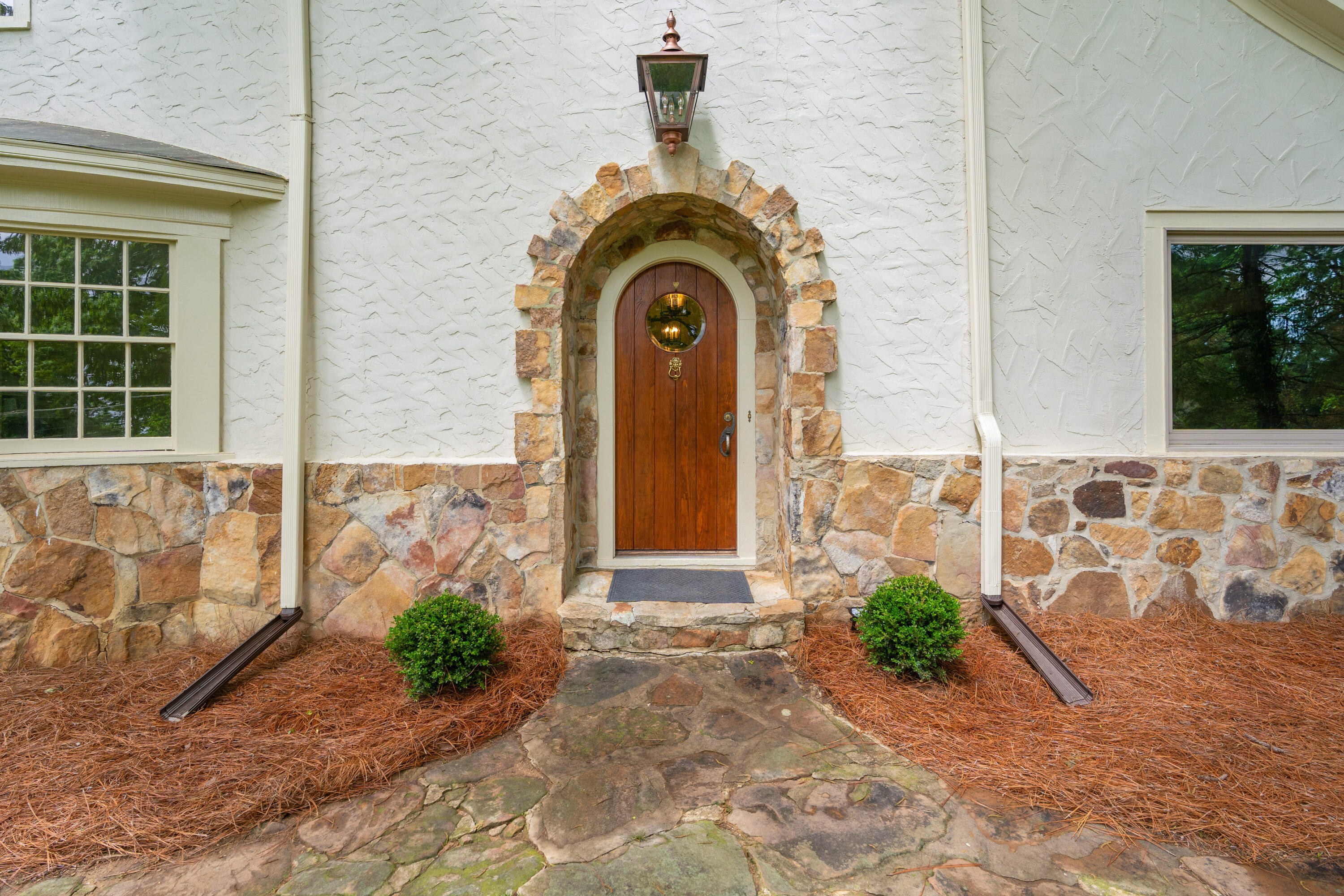 1102 Tinkerbell Lane