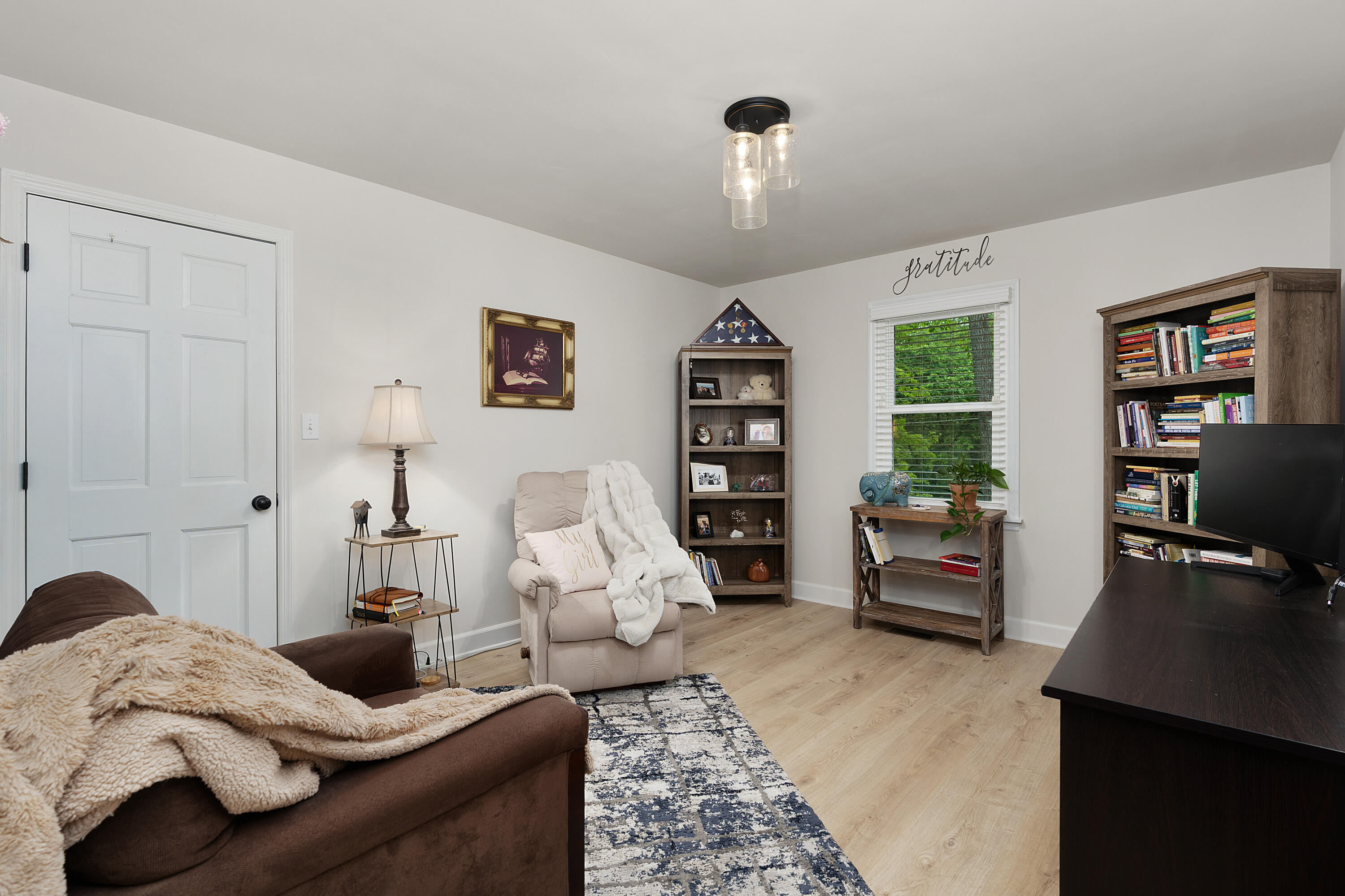 321 Robin Hood Trail