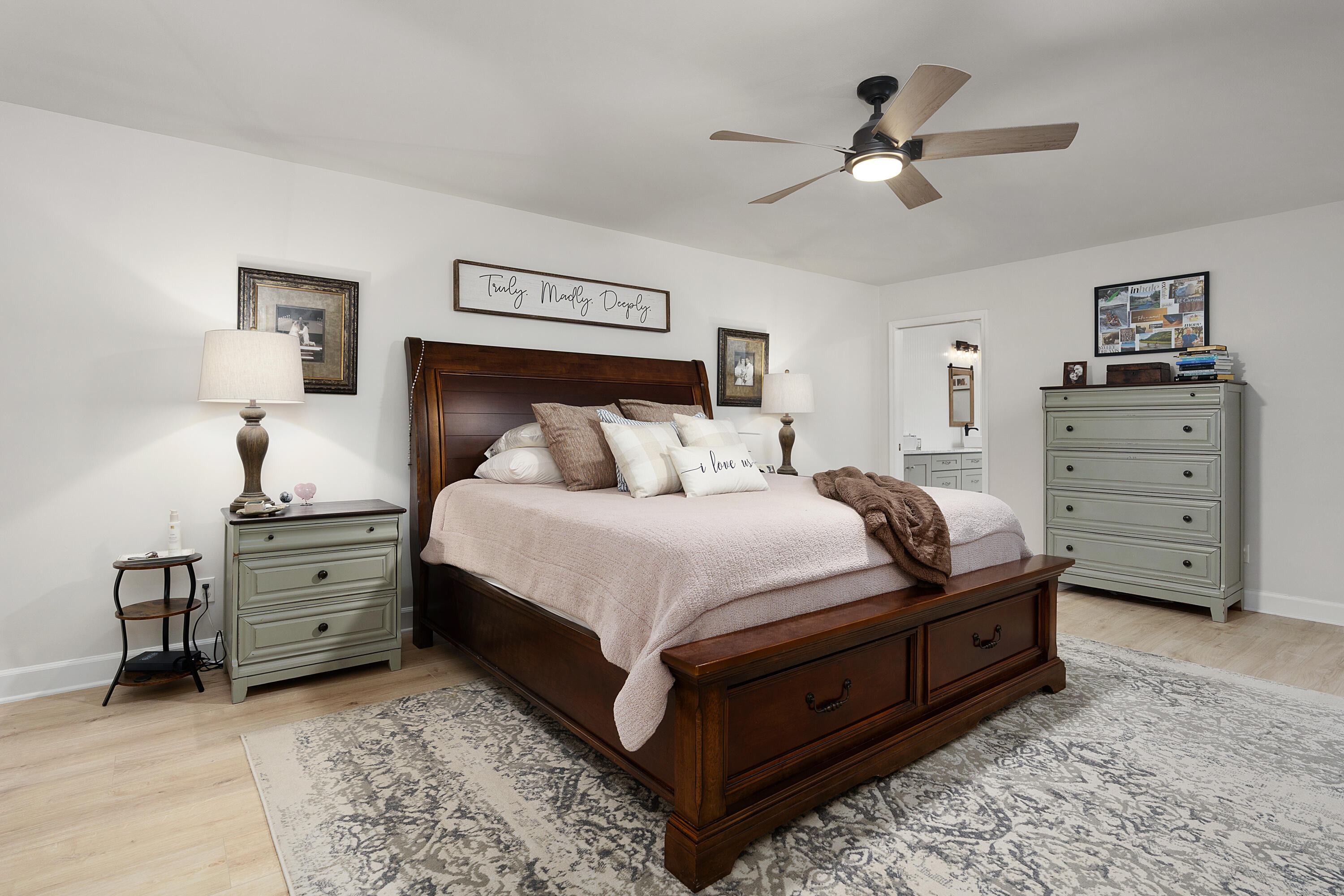 321 Robin Hood Trail