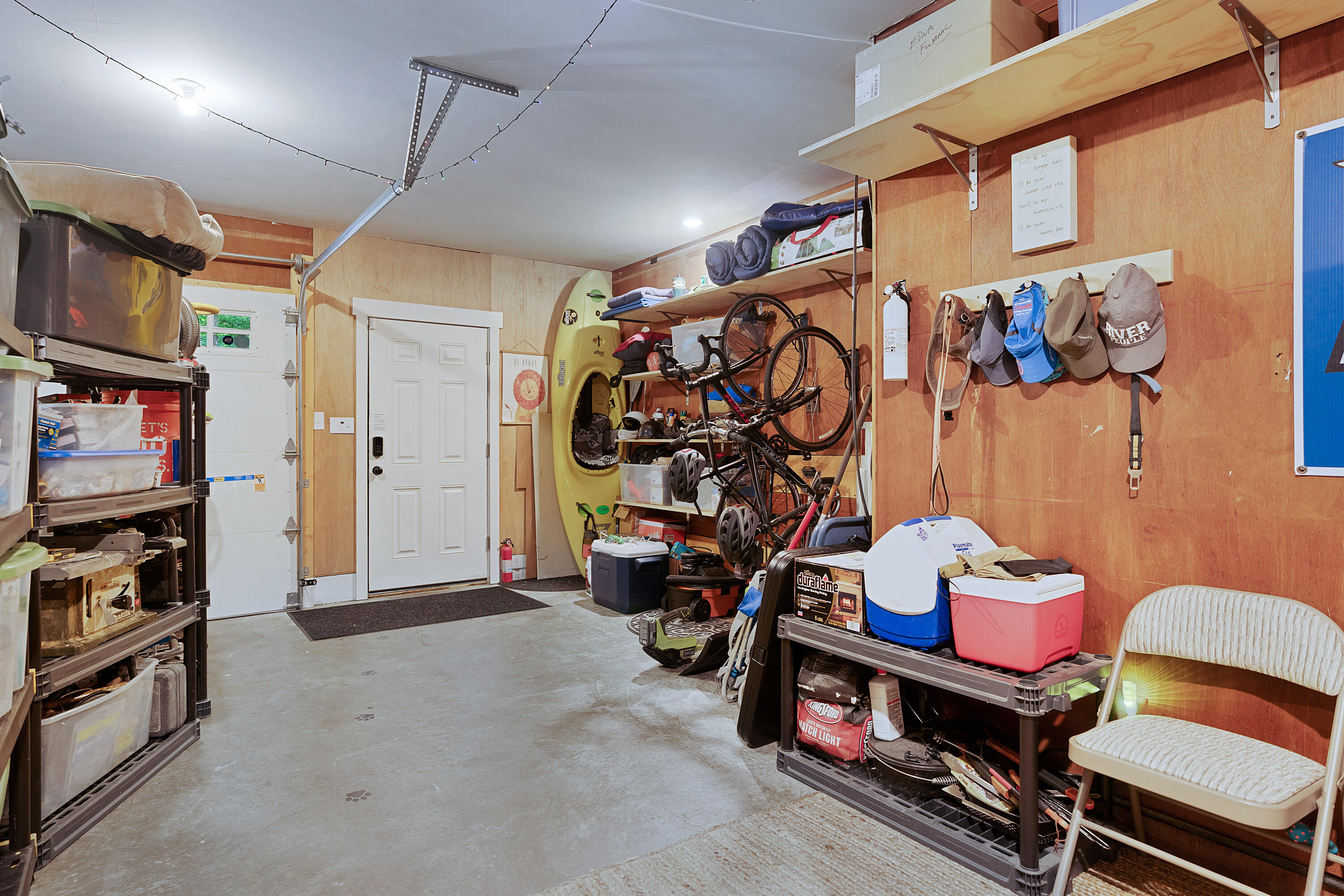 321 Robin Hood Trail