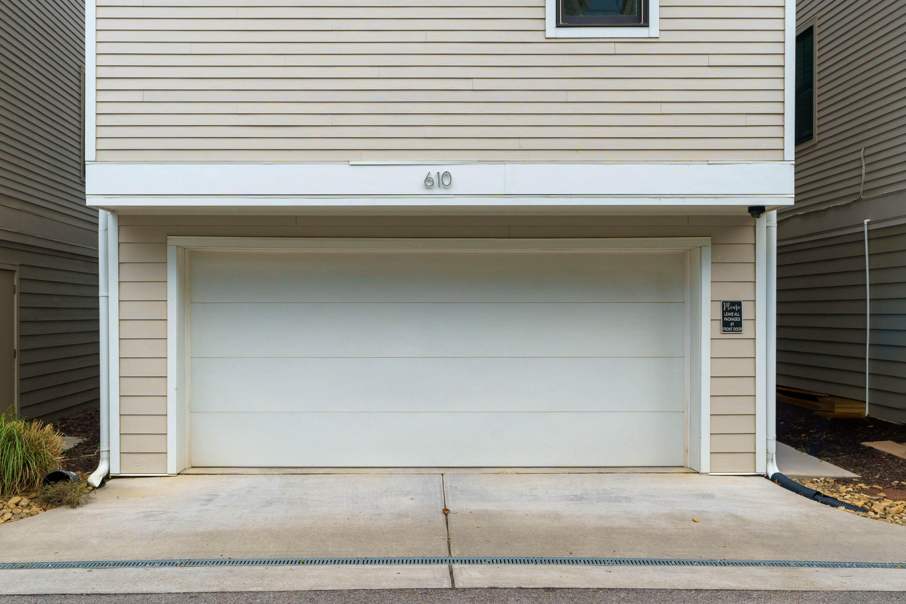 610 Mariner Way