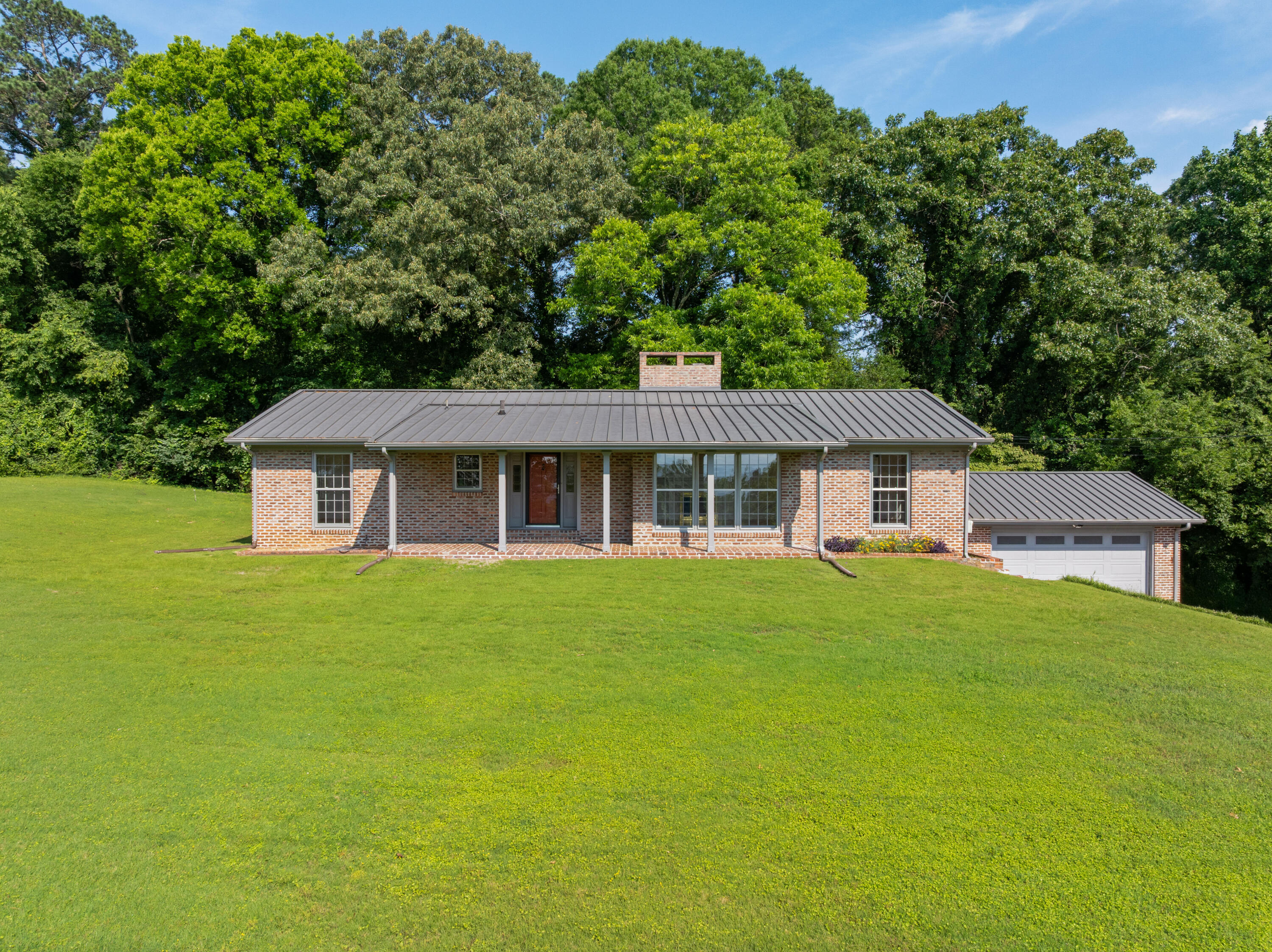 2411 Woolson Road
