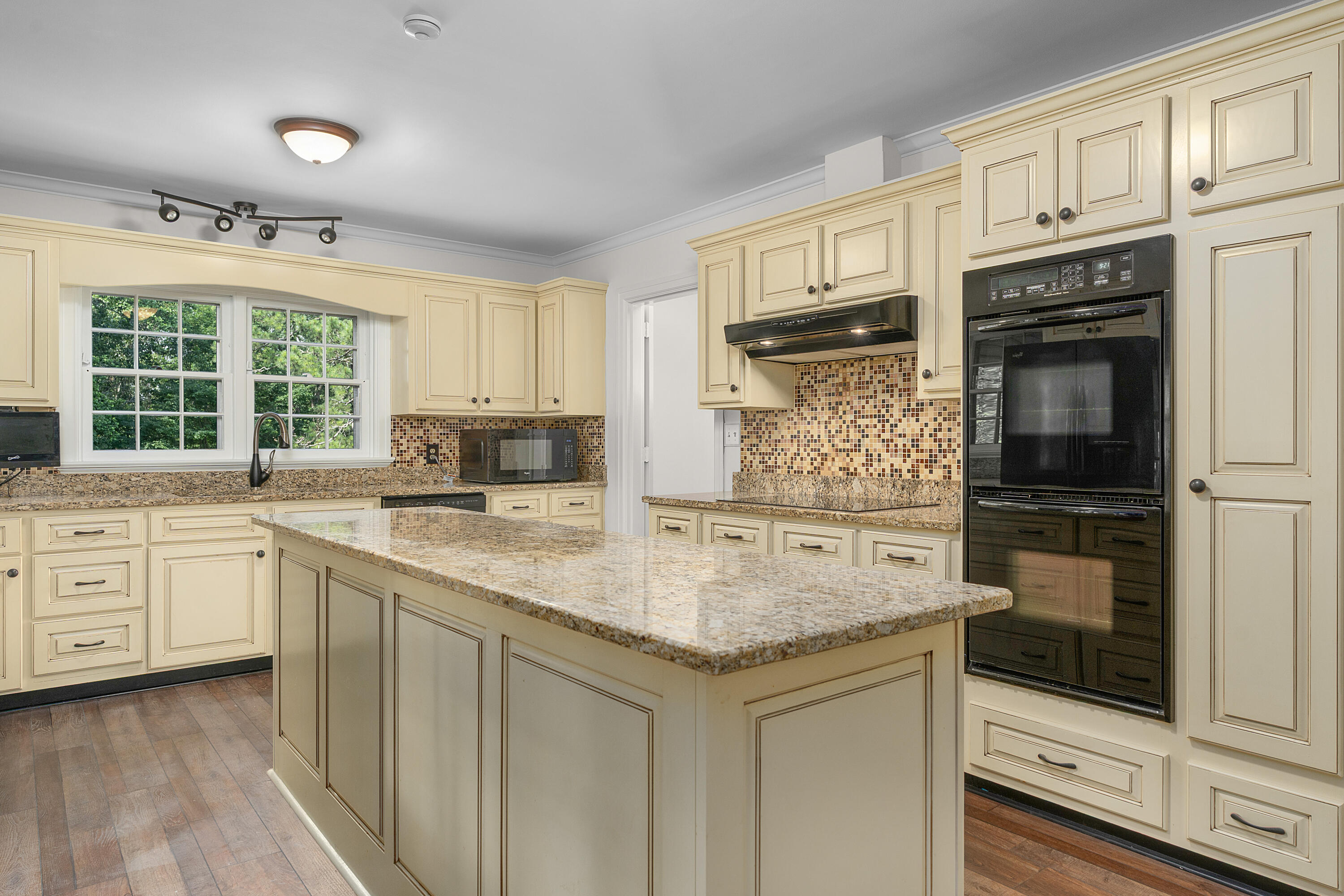 2411 Woolson Road