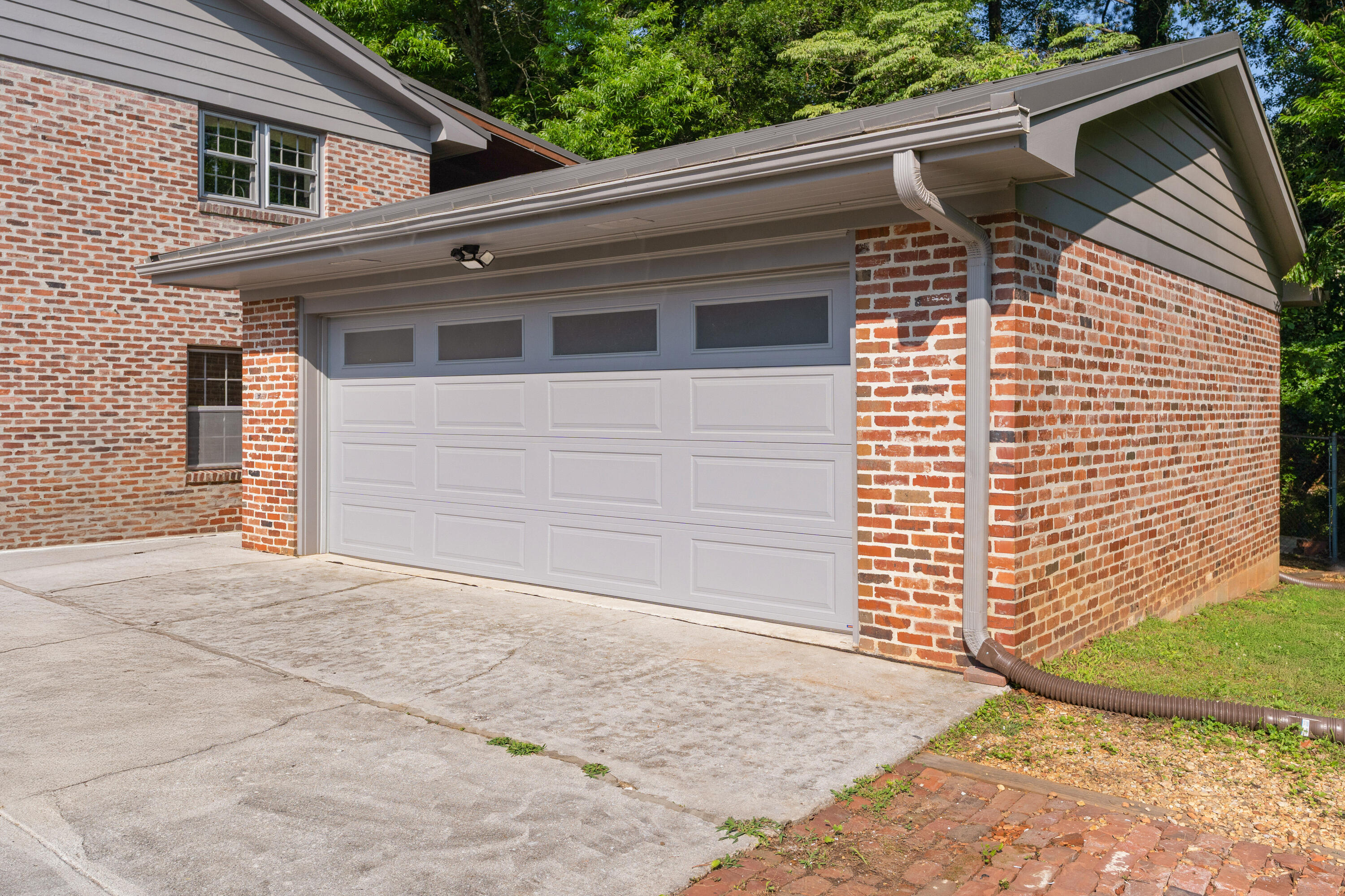 2411 Woolson Road