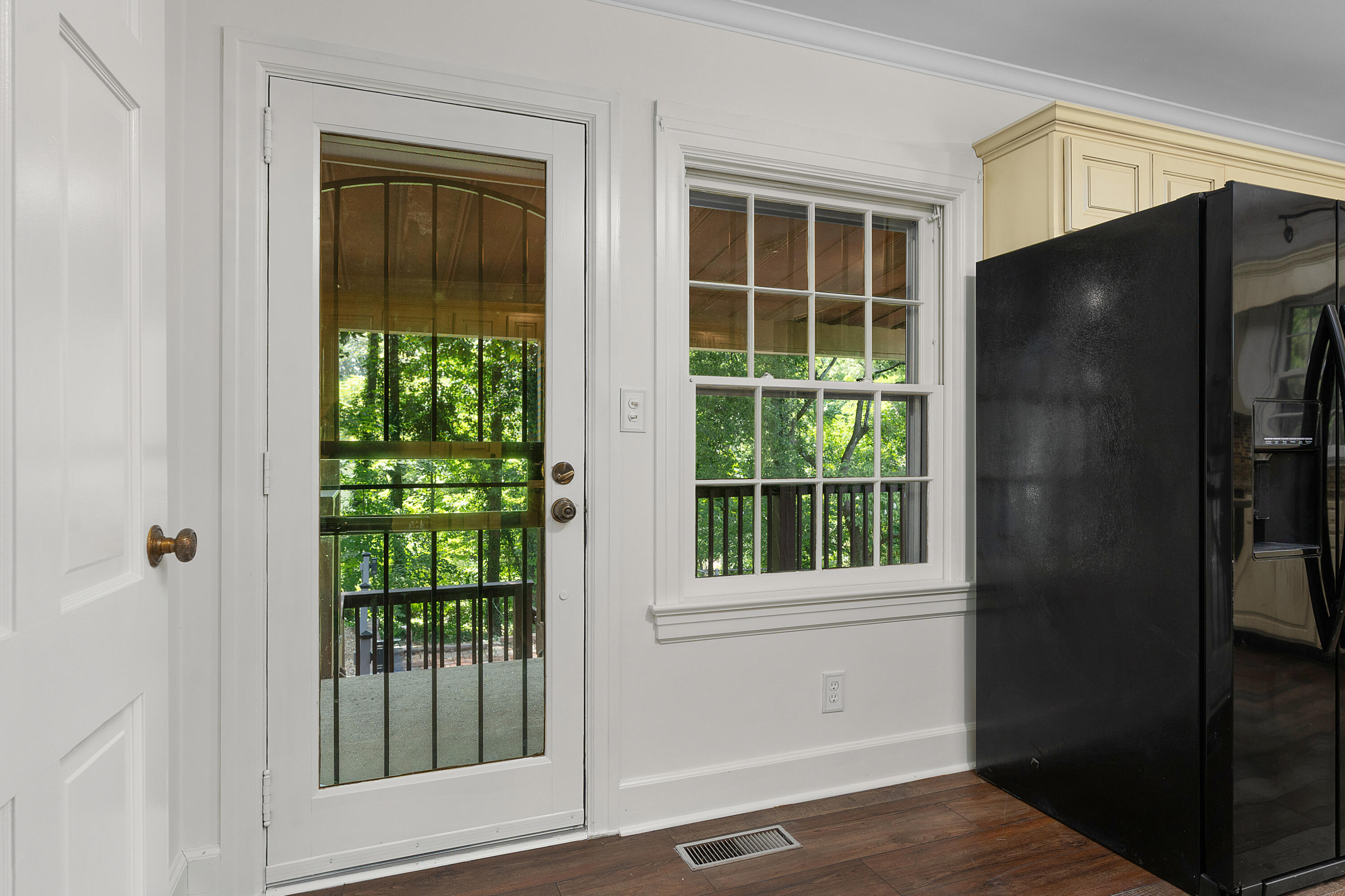 2411 Woolson Road