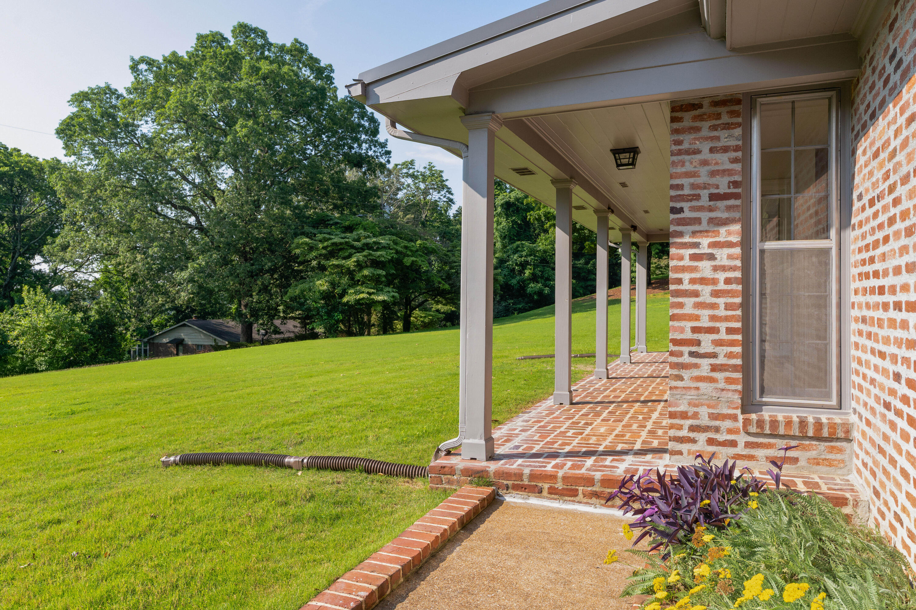 2411 Woolson Road