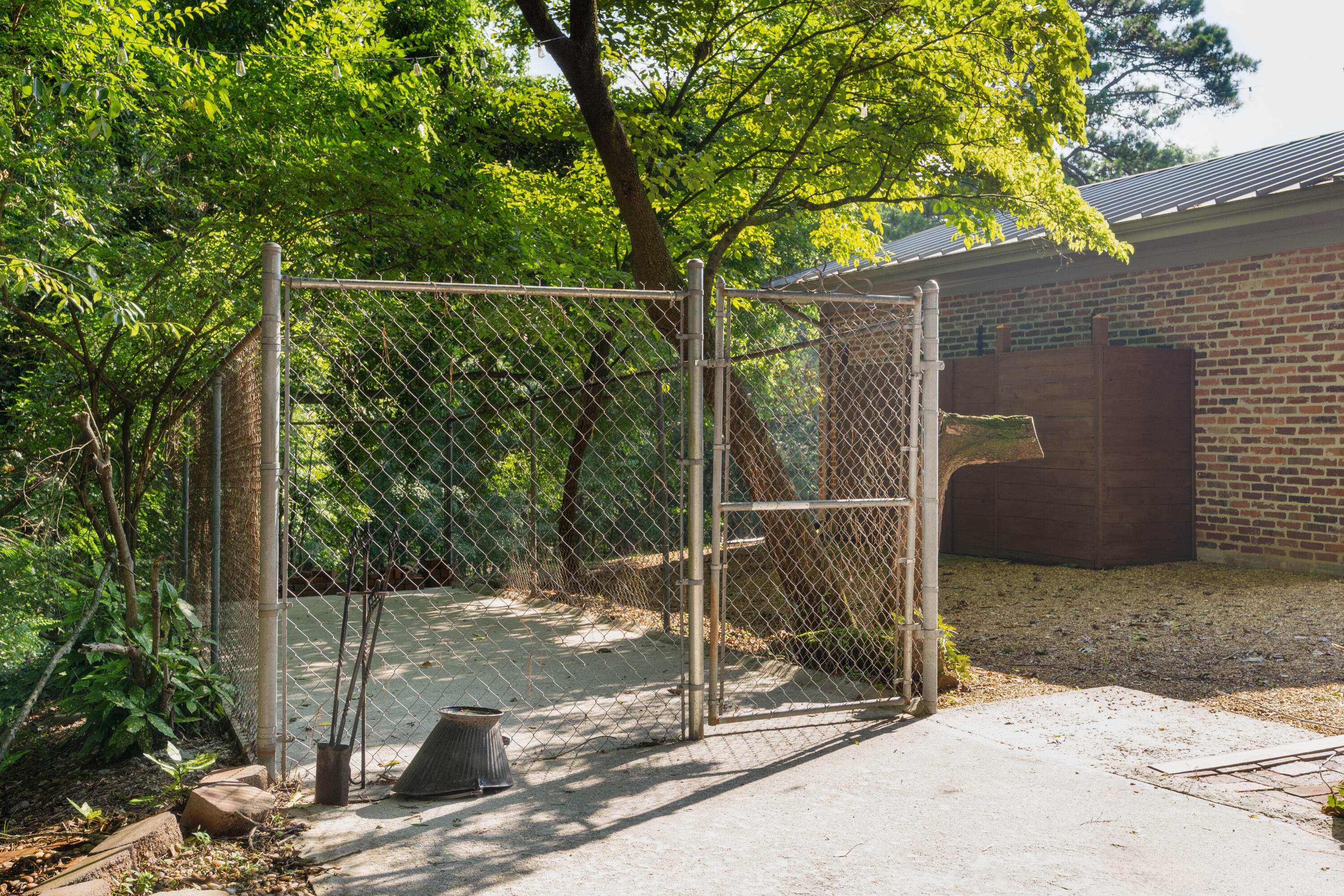 2411 Woolson Road