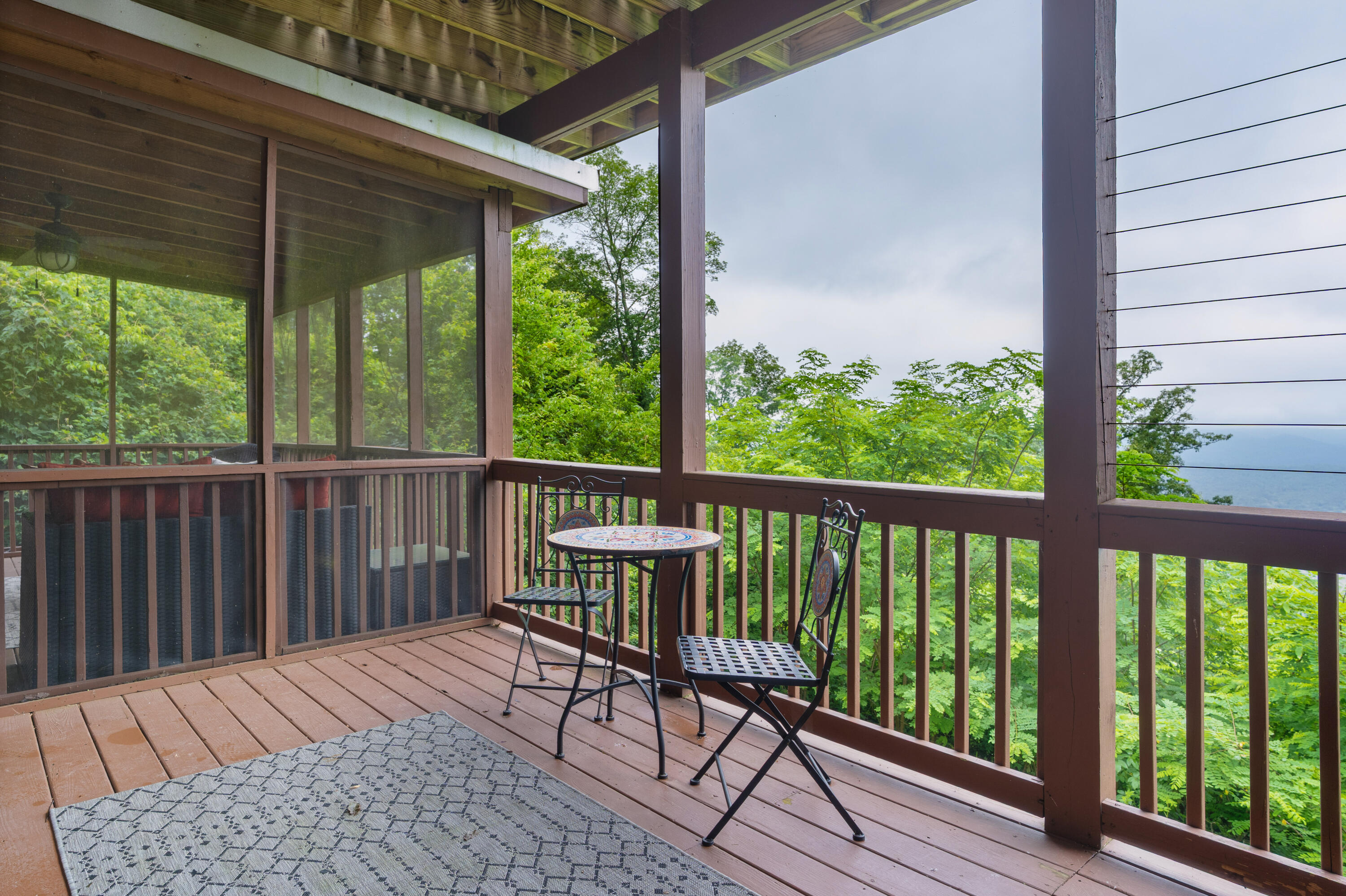 9311 Scenic Highway